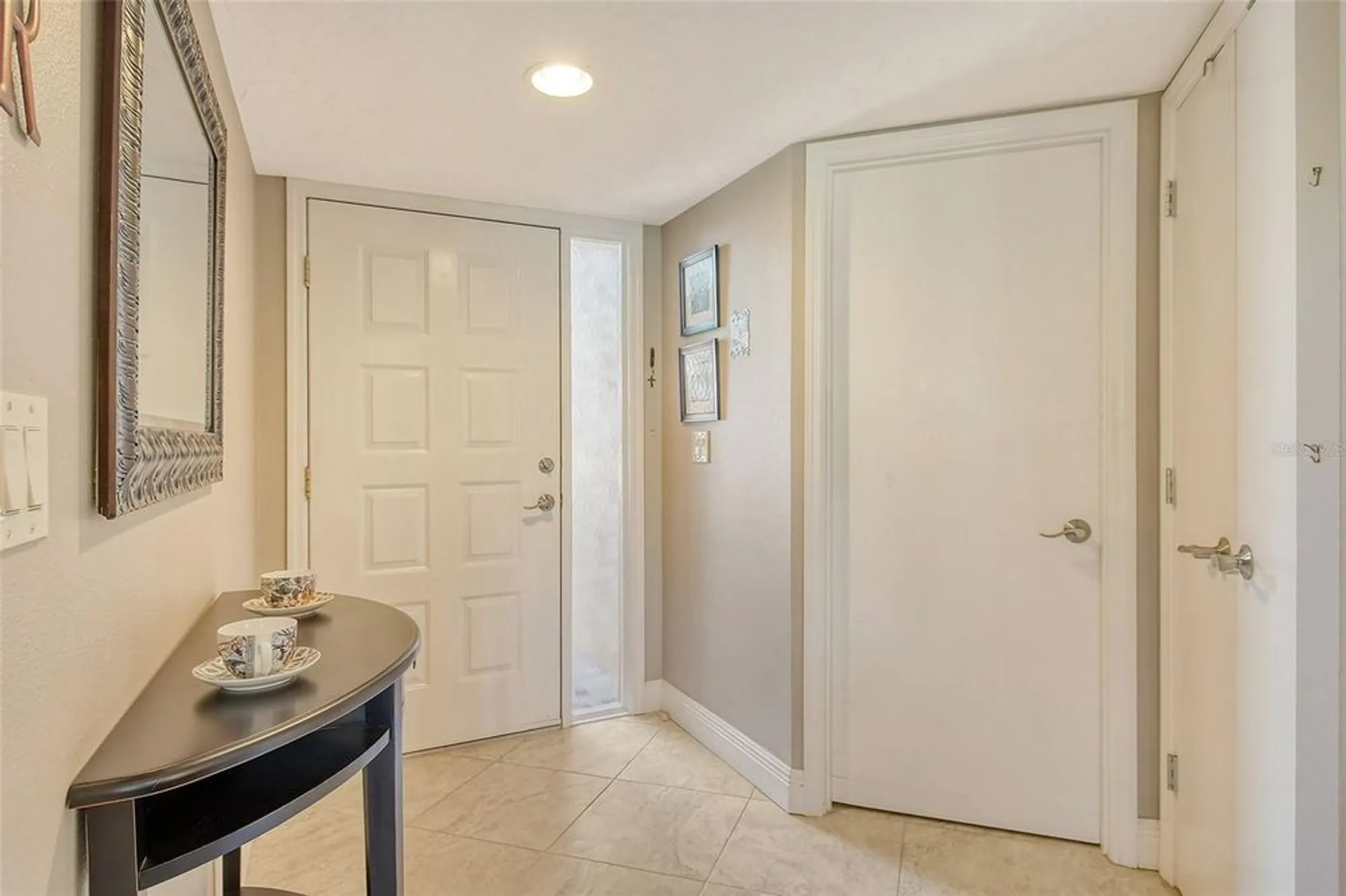 Property Slideshow image 6 of 87 | 5230 landings blvd 101, Sarasota, FL, 34231