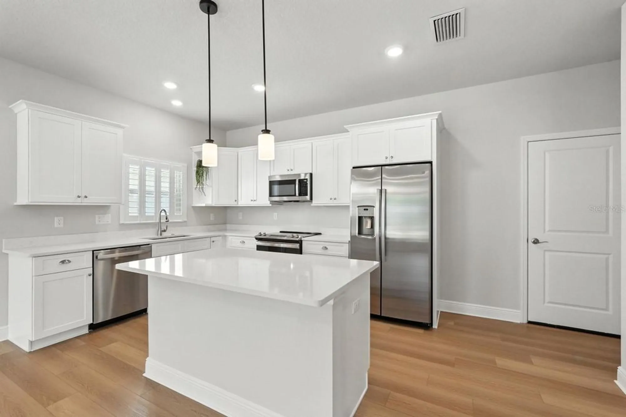Property Slideshow image 11 of 47 | 569 venetian palms blvd, New Smyrna Beach, FL, 32168