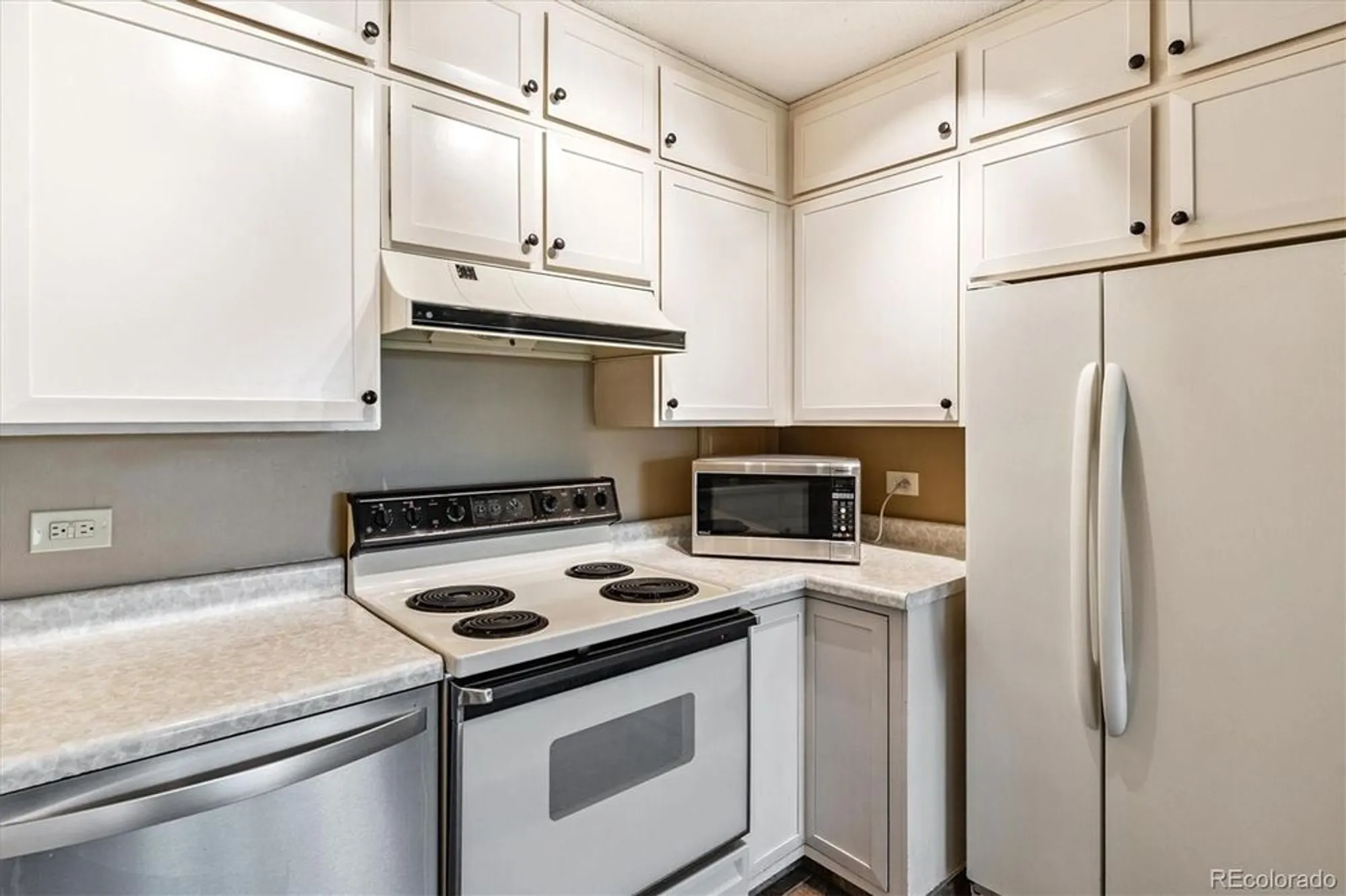 Property Slideshow image 11 of 50 | 9180 e center ave 4c, Denver, CO, 80247