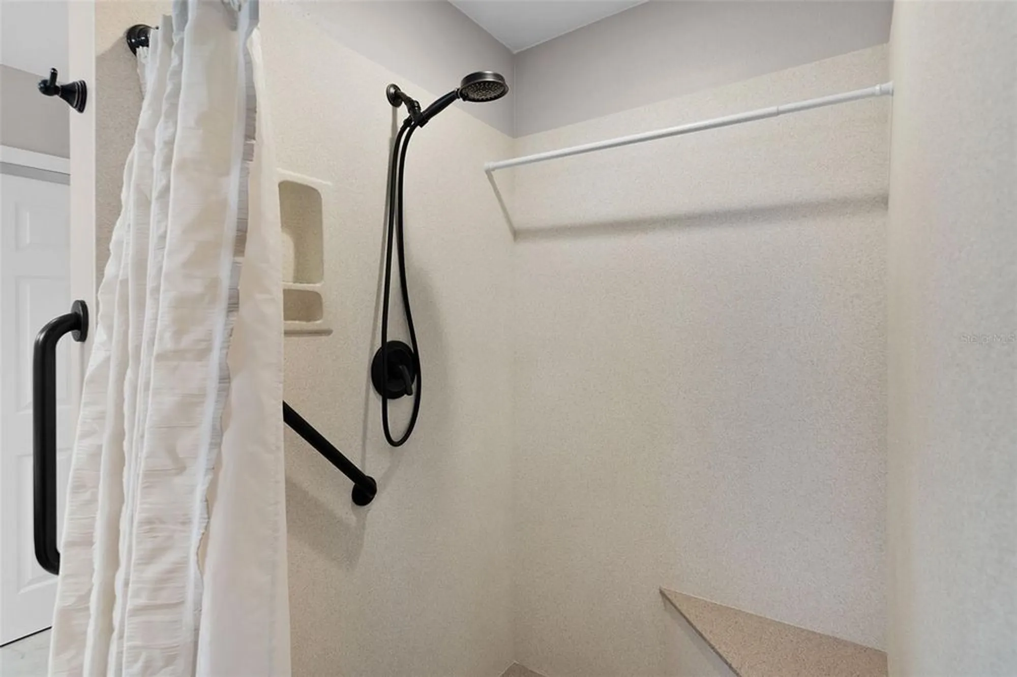 Property Slideshow image 38 of 59 | 1818 puerto bello dr, Lady Lake, FL, 32159