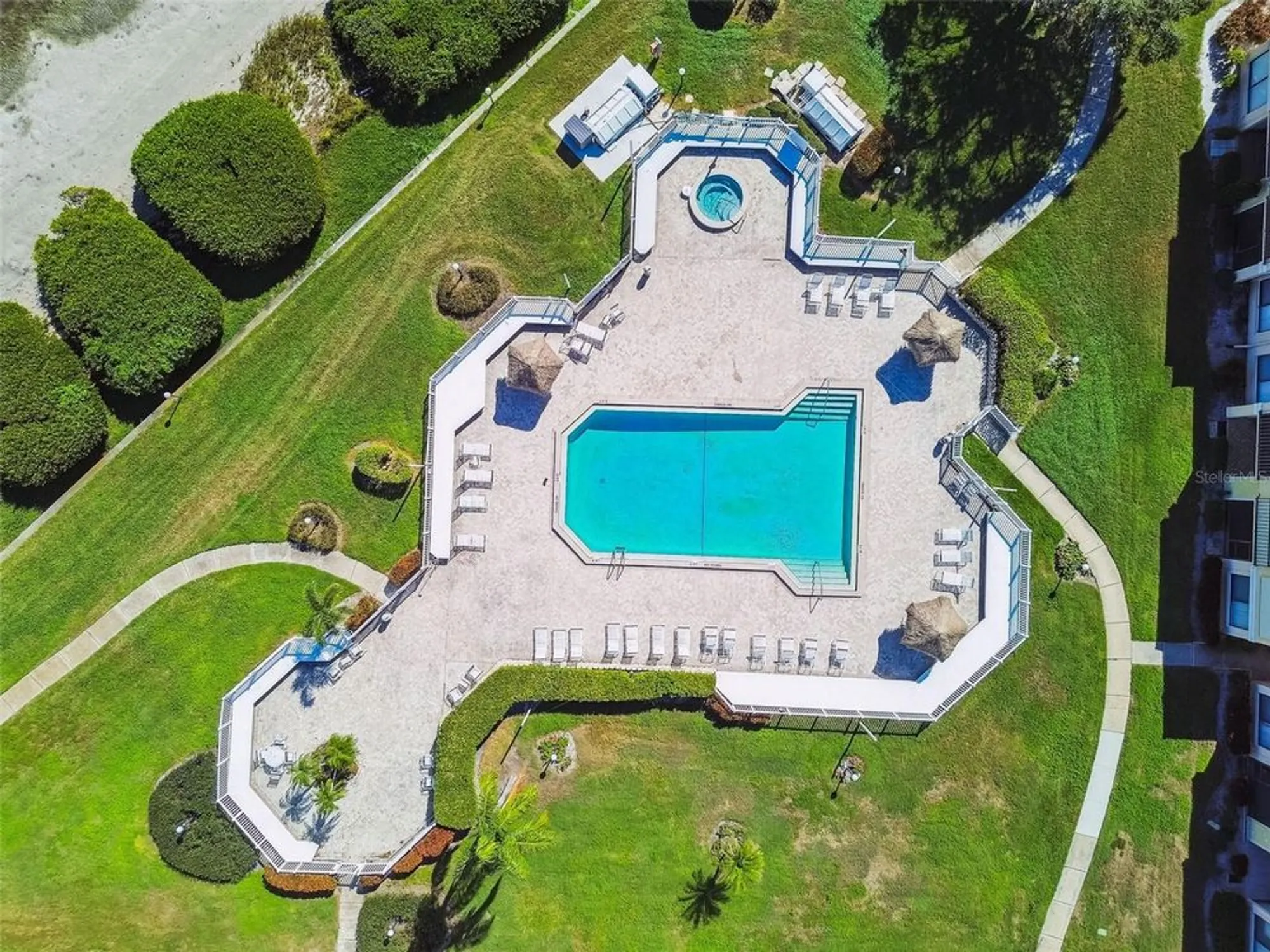 Property Slideshow image 33 of 49 | 6104 palma del mar blvd s apt 402, St Petersburg, FL, 33715