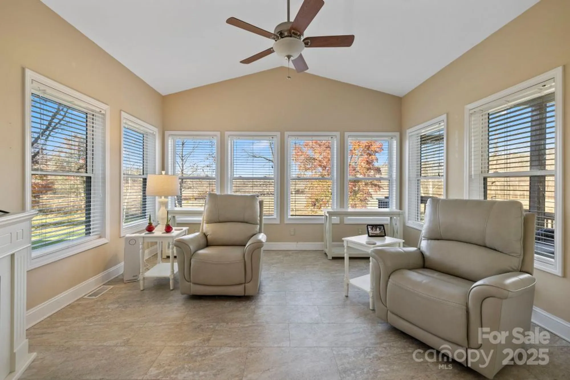 Property Slideshow image 34 of 48 | 494 riverwind dr, Hendersonville, NC, 28739