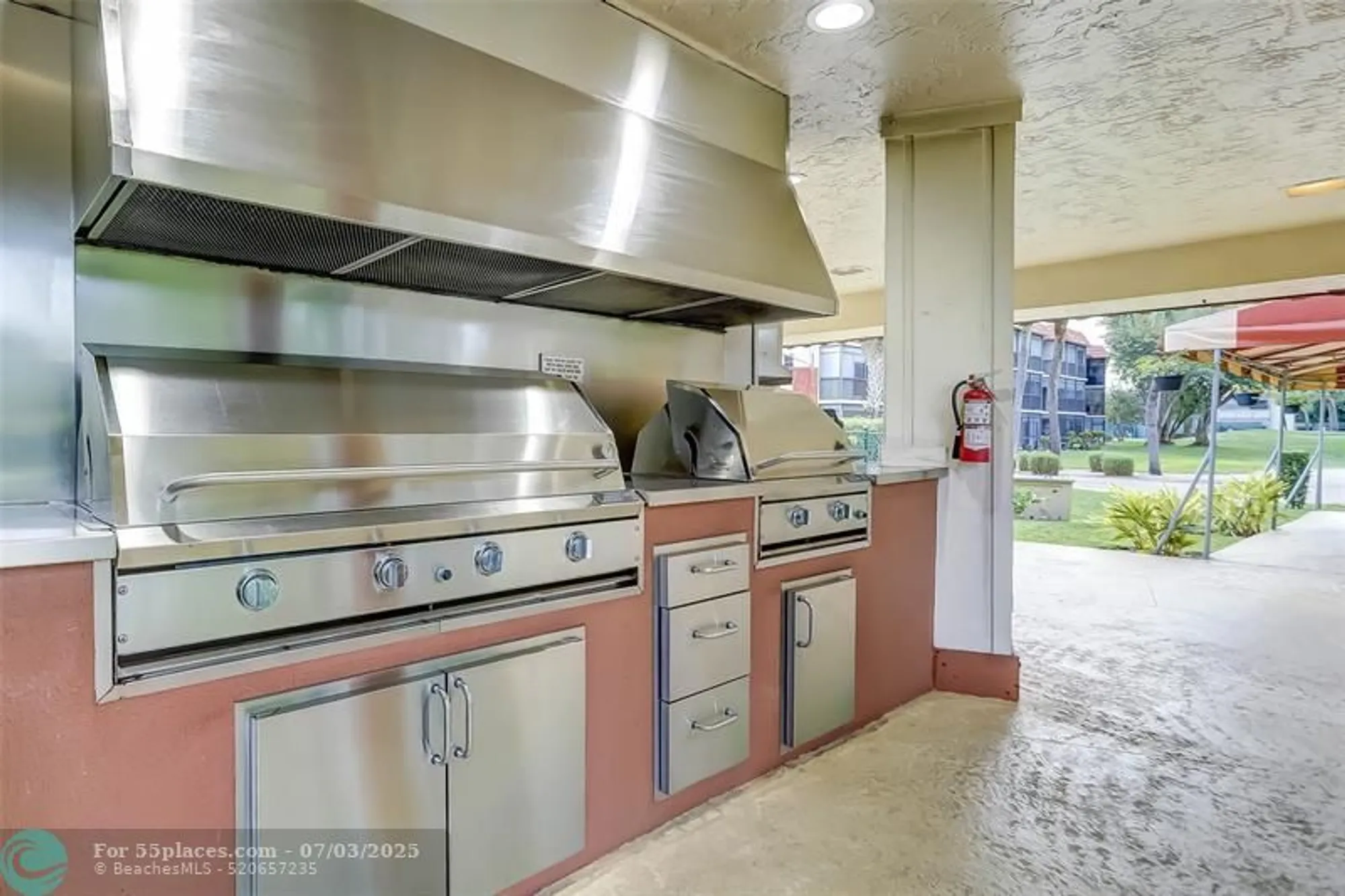 Property Slideshow image 11 of 15 | 8930 s hollybrook blvd 201, Pembroke Pines, FL, 33025