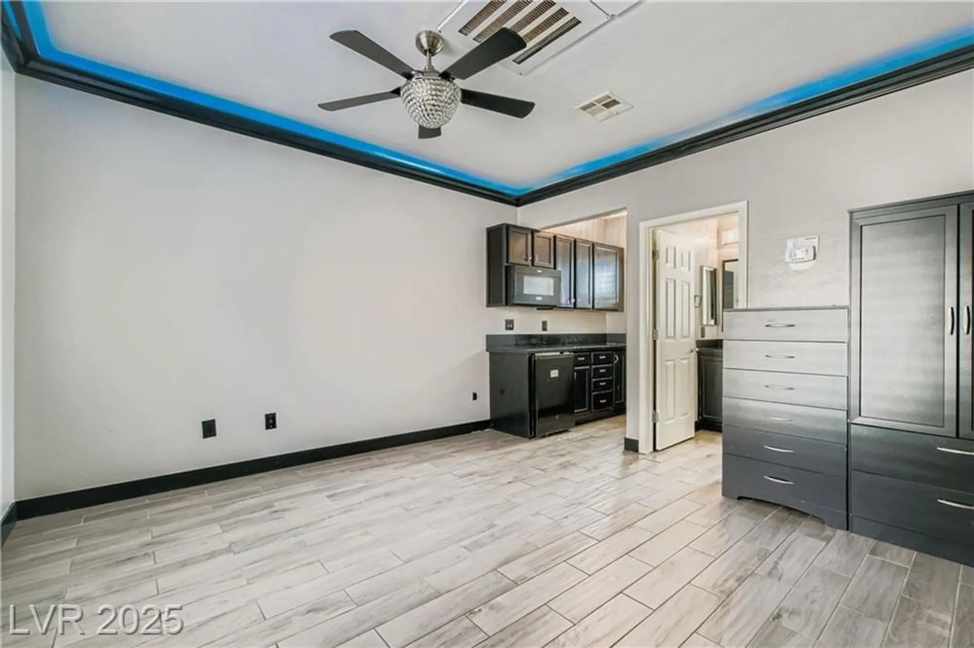Property Slideshow image 21 of 53 | 7469 crested quail st, North Las Vegas, NV, 89084