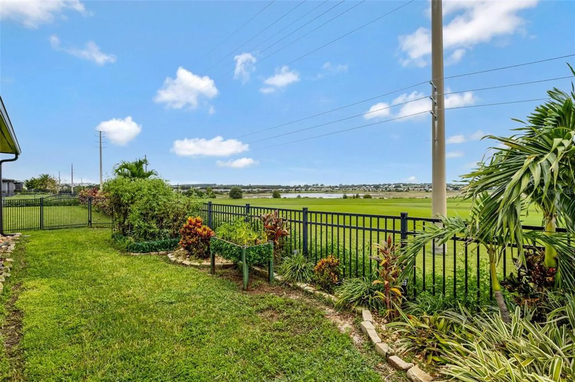 Property Slideshow image 38 of 45 | 176 silver maple rd, Groveland, FL, 34736