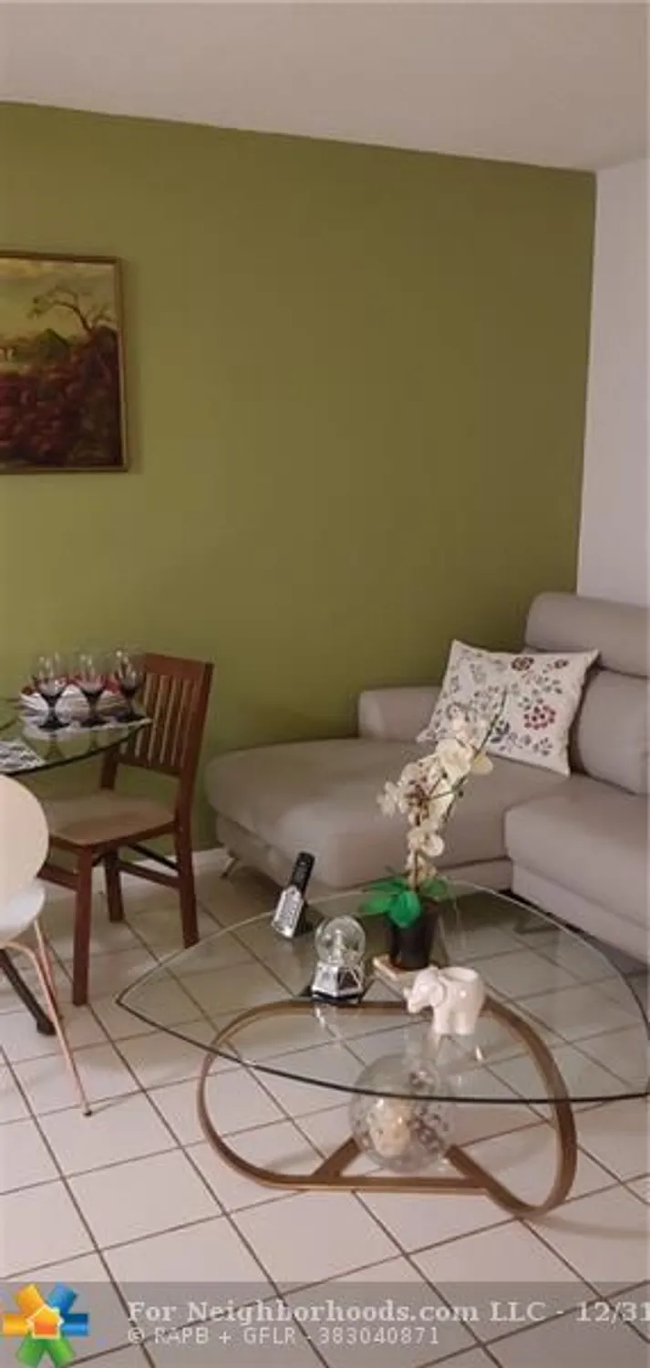 Property Slideshow image 23 of 23 | 2604 nassau bnd apt e1, Coconut Creek, FL, 33066