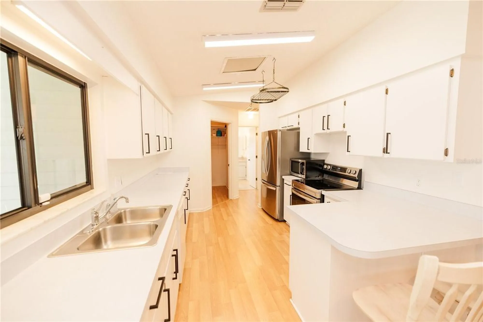 Property Slideshow image 17 of 41 | 3130 prairie dunes cir, Lakeland, FL, 33810