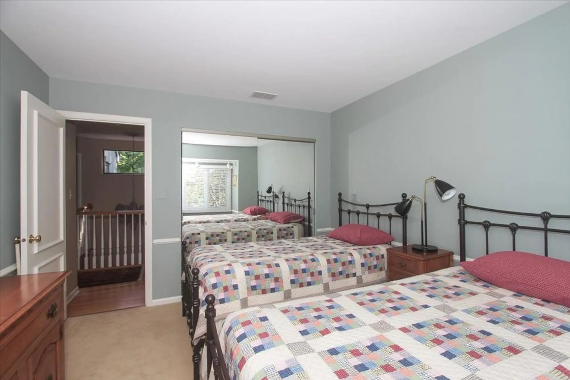 Property Slideshow image 26 of 54 | 660 old barn rd # f-24, Lake Barrington, IL, 60010