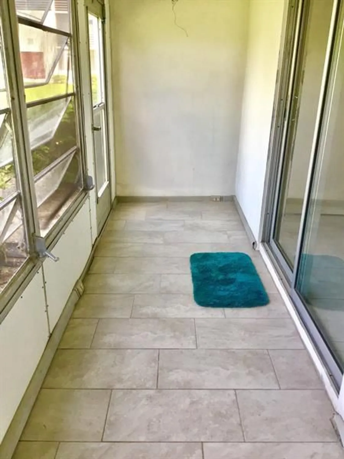 Property Slideshow image 18 of 26 | 135 fanshaw d # 135, Boca Raton, FL, 33434