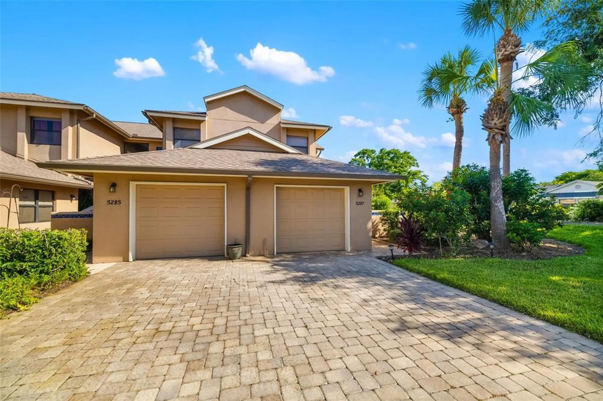 Property Slideshow image 6 of 58 | 5287 heron way 205, Sarasota, FL, 34231