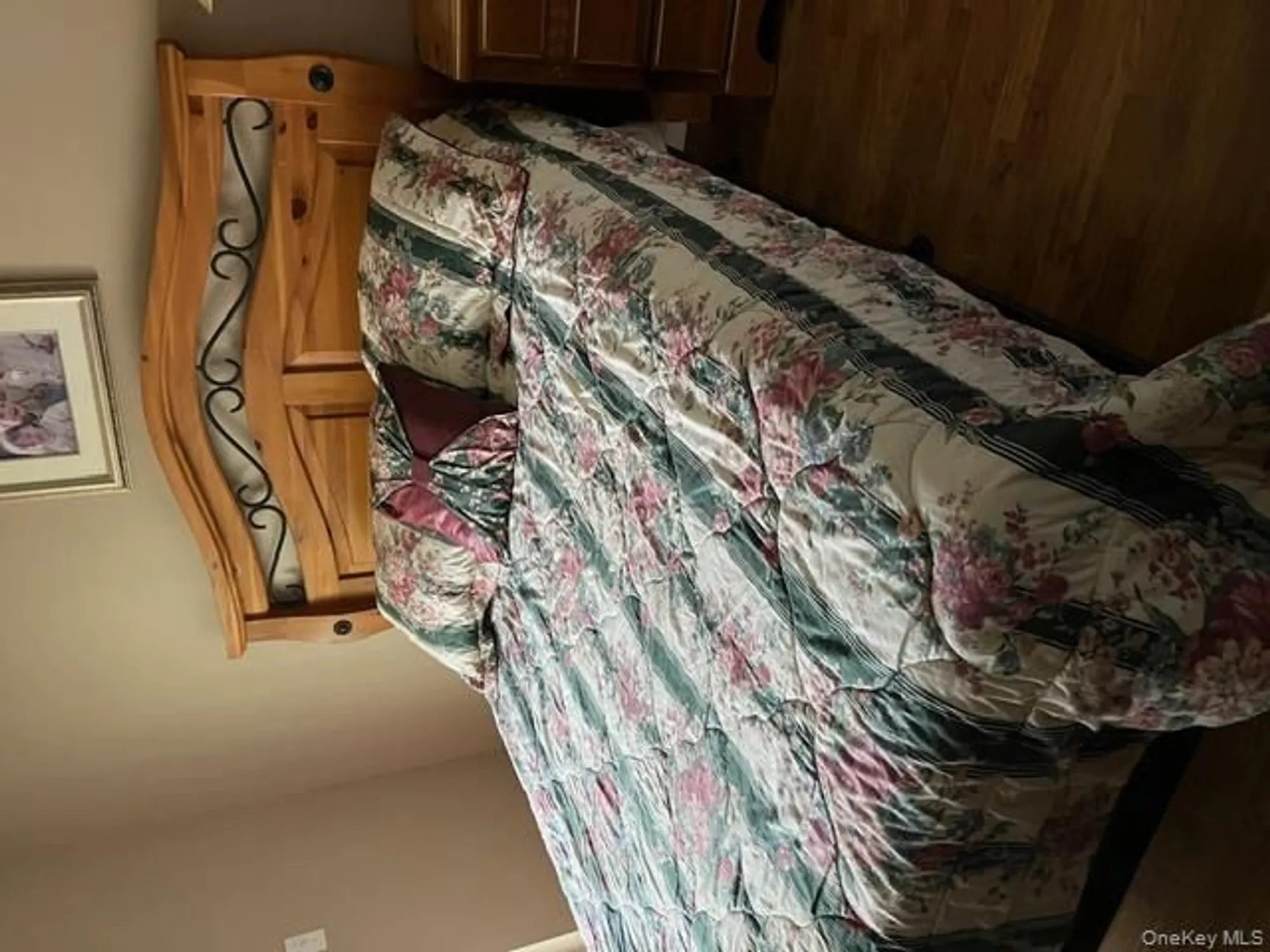 Property Slideshow image 17 of 18 | 426 village cir, Manorville, NY, 11949