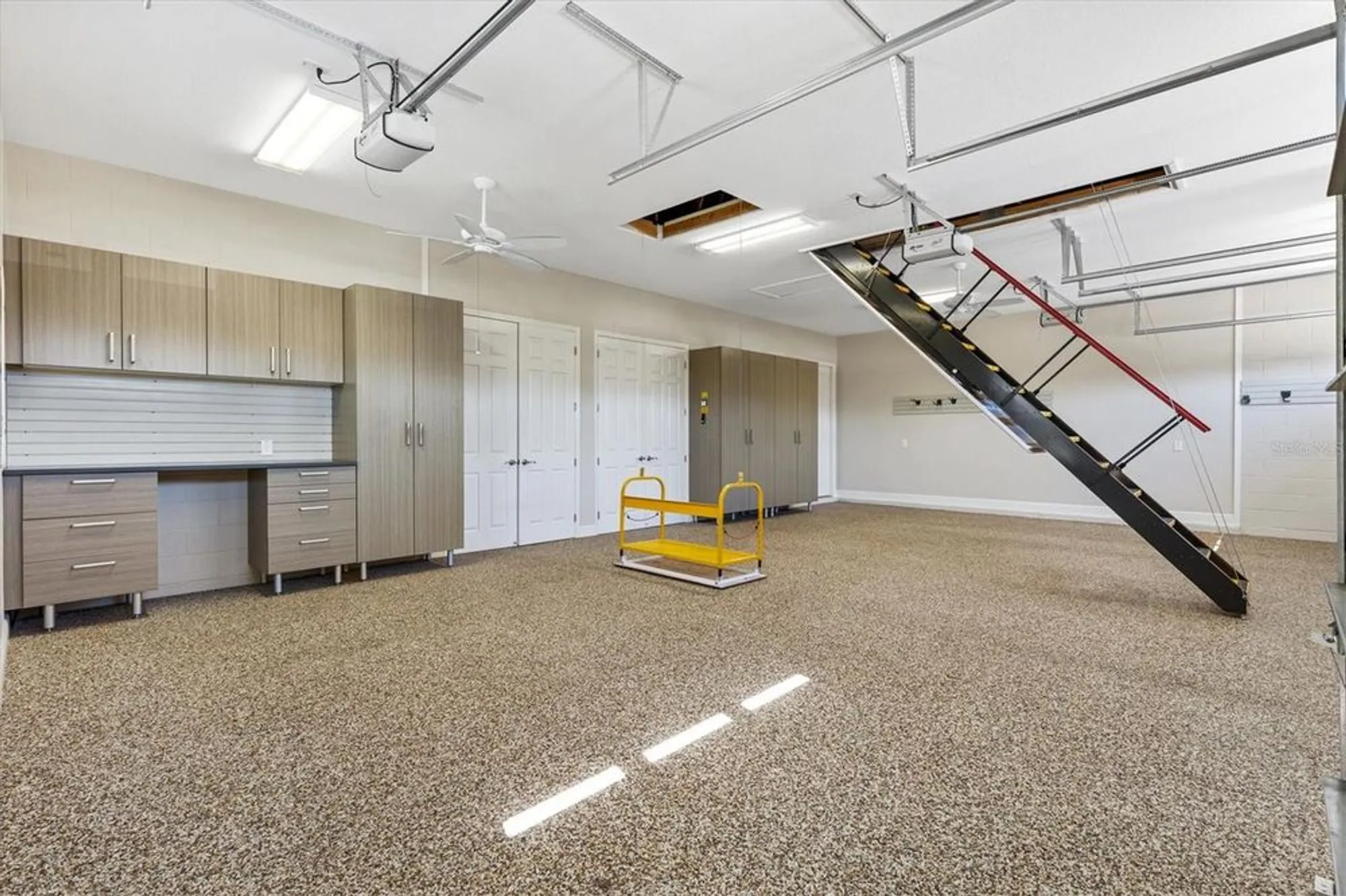 Property Slideshow image 10 of 66 | 981 iron oak way, The Villages, FL, 32163