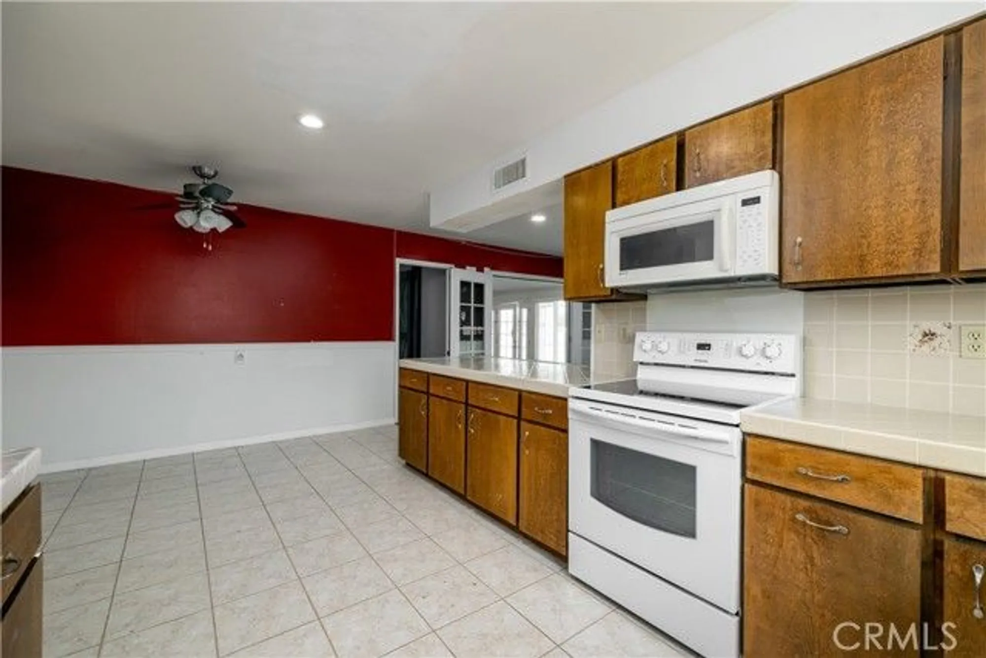 Property Slideshow image 17 of 38 | 28670 portsmouth dr, Menifee, CA, 92586
