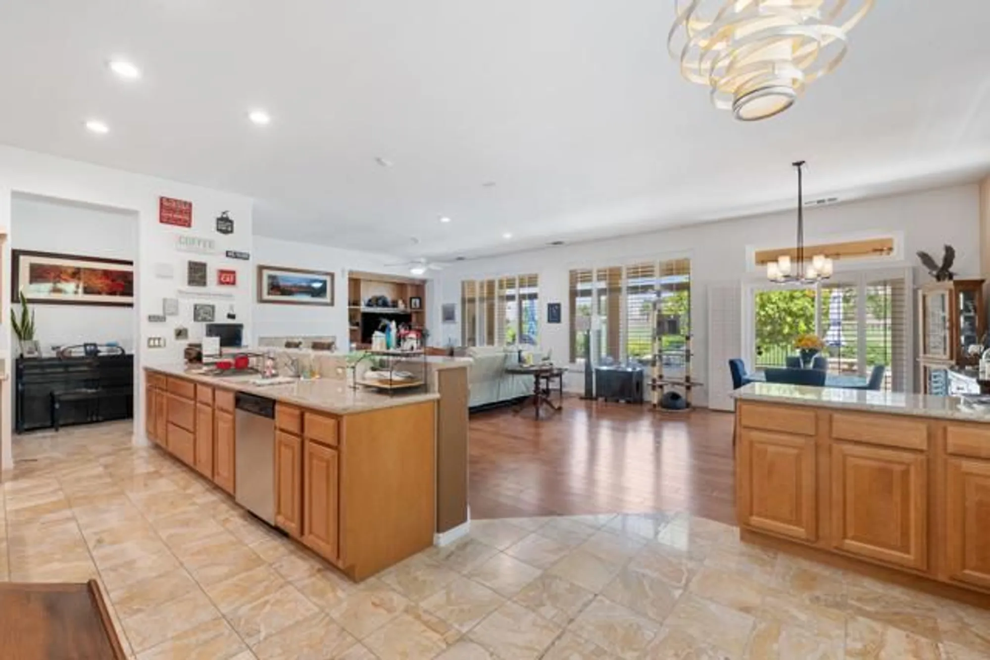 Property Slideshow image 16 of 59 | 78802 falsetto dr, Palm Desert, CA, 92211