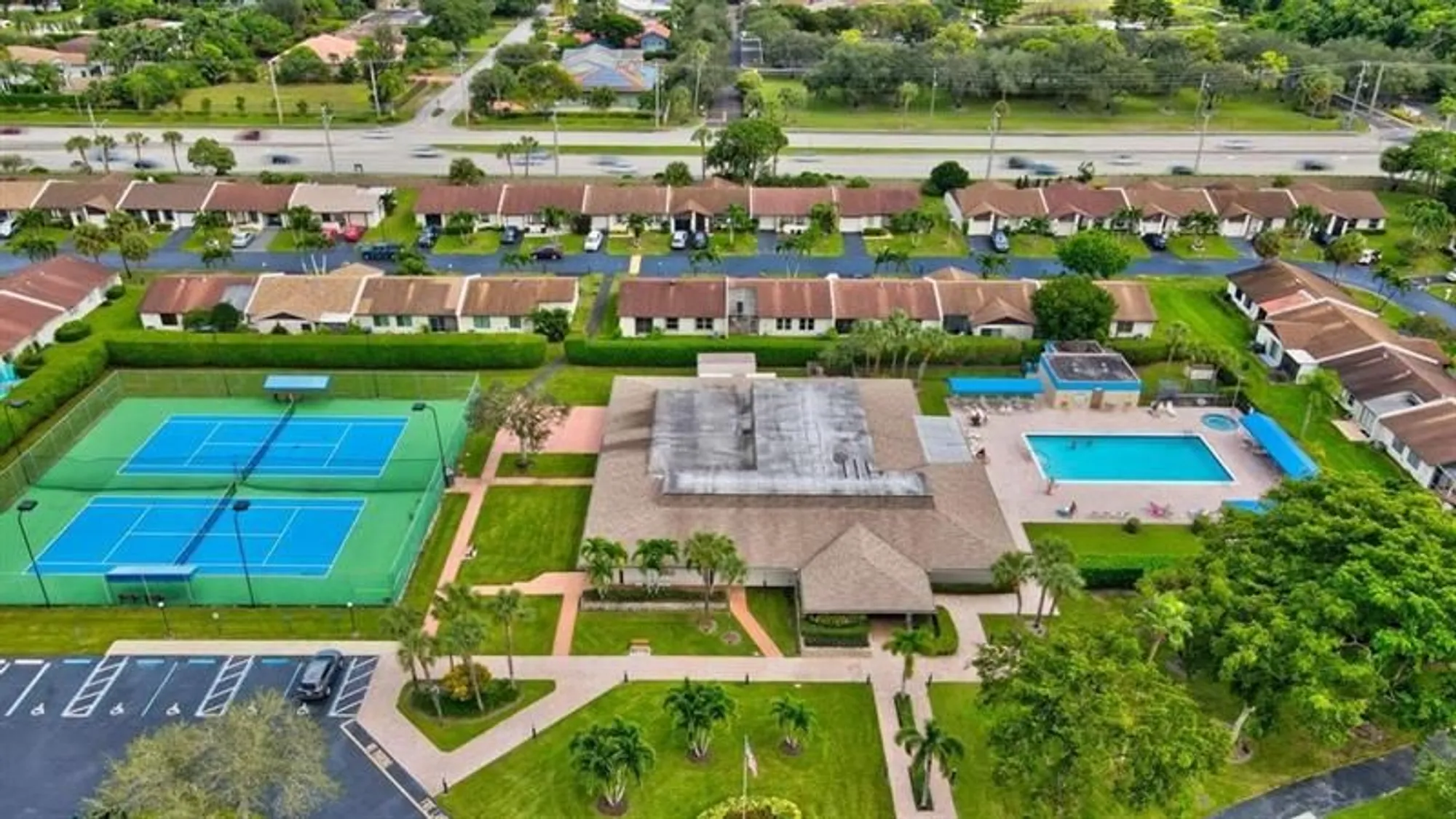 Property Slideshow image 31 of 39 | 5370 las verdes cir apt 319, Delray Beach, FL, 33484