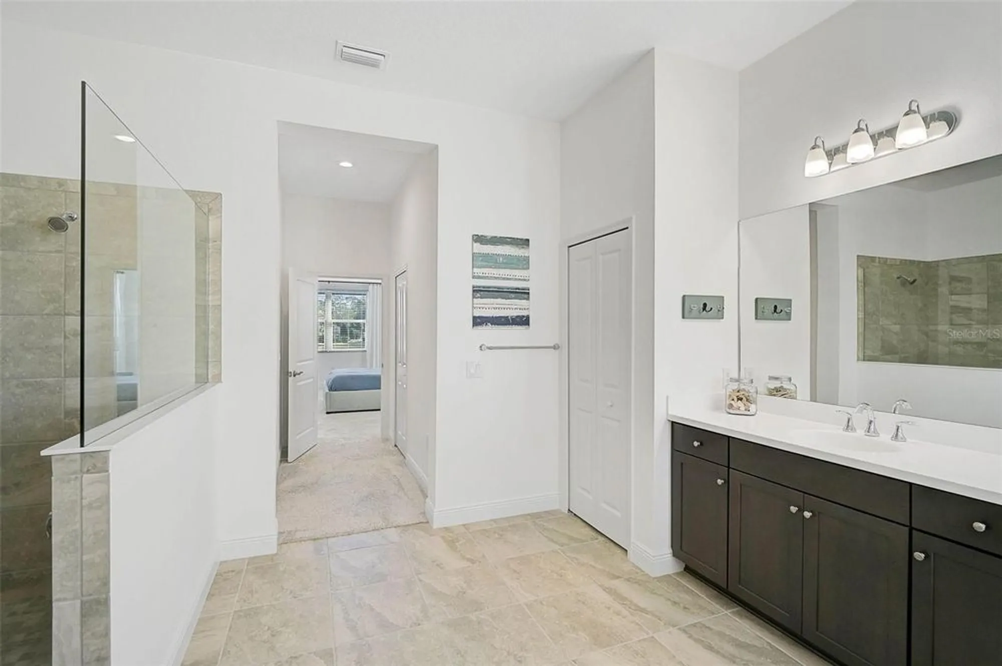 Property Slideshow image 18 of 47 | 12353 auburndale ct, Venice, FL, 34293