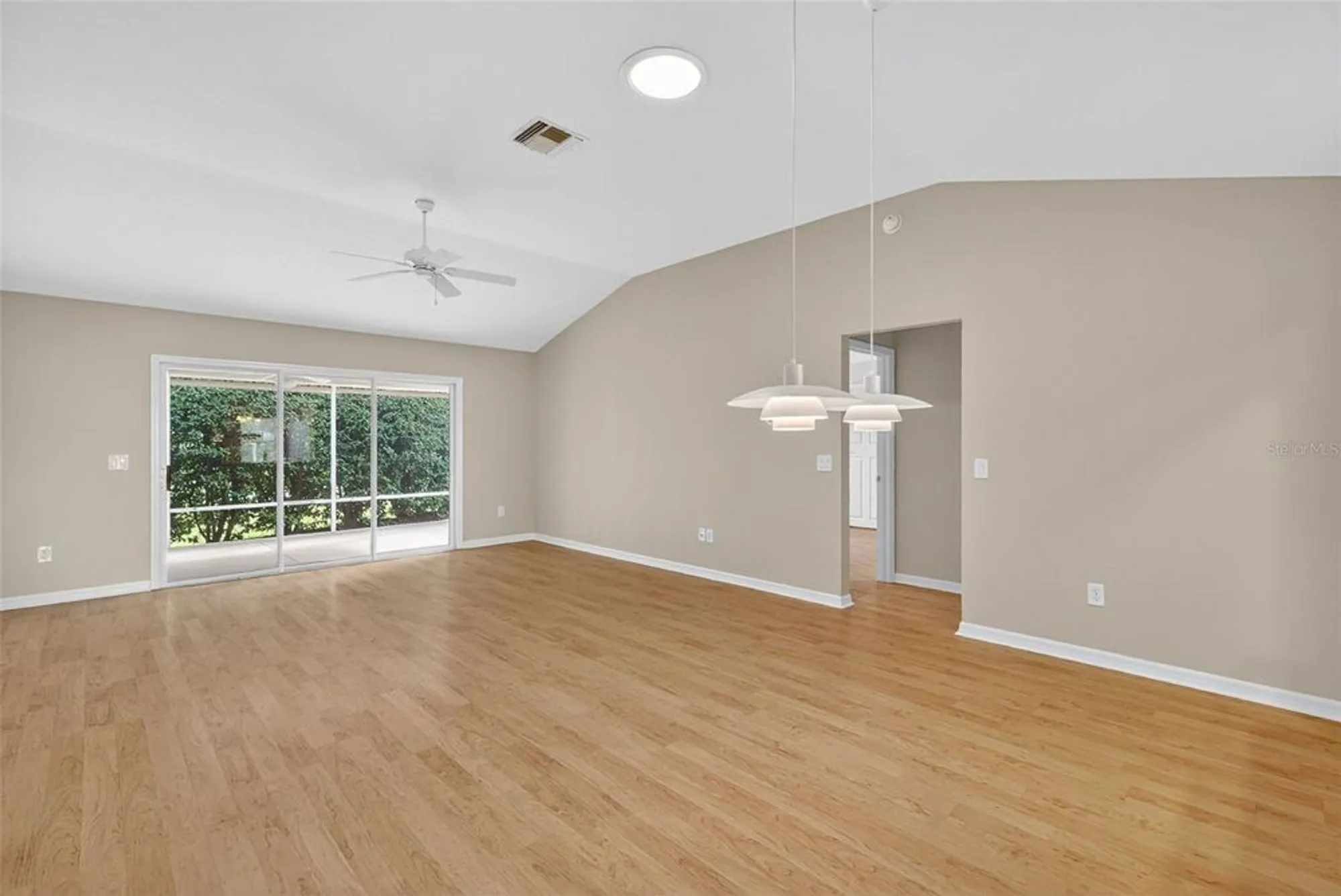 Property Slideshow image 7 of 36 | 2377 longbow trl, The Villages, FL, 32162
