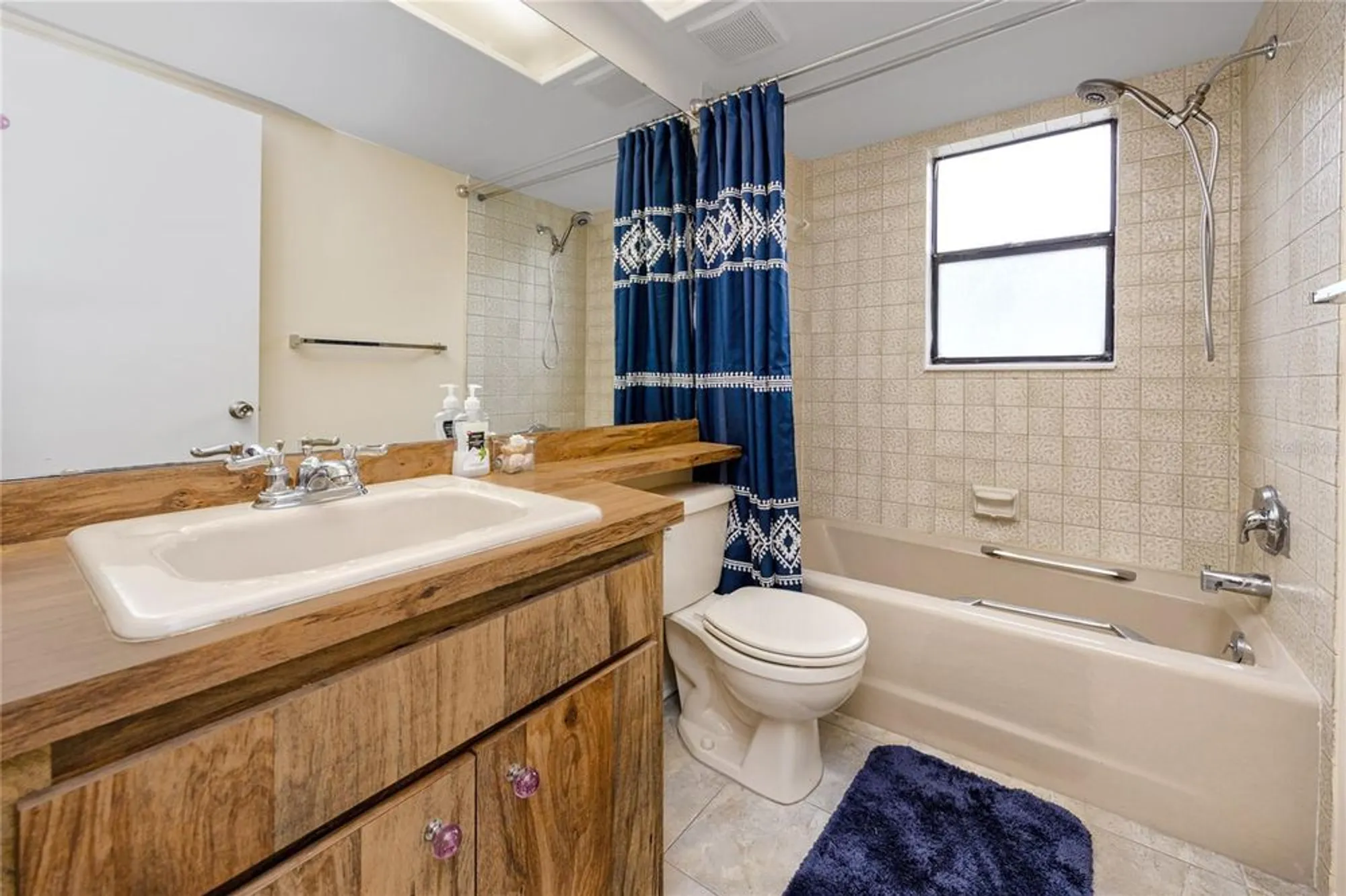Property Slideshow image 30 of 47 | 2561 royal pines cir # 14h, Clearwater, FL, 33763