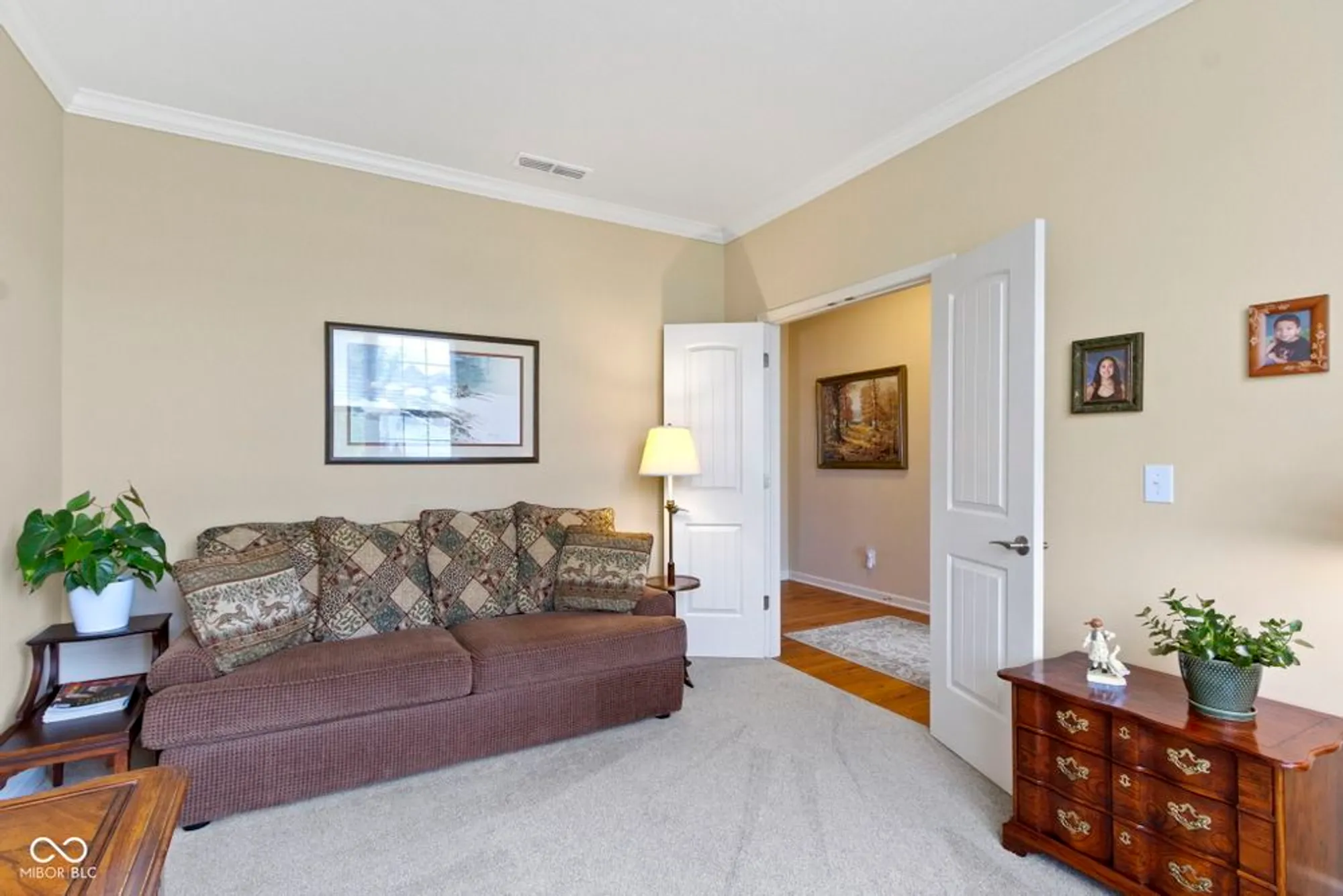 Property Slideshow image 9 of 44 | 16284 loire valley dr, Fishers, IN, 46037