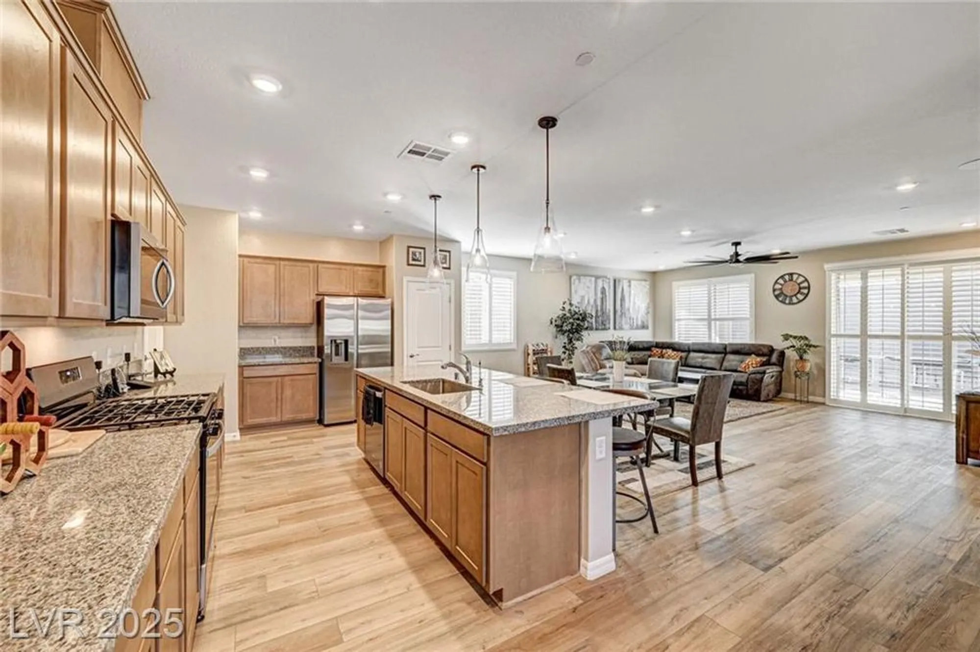 Property Slideshow image 4 of 65 | 10255 crimson currant st, Las Vegas, NV, 89143