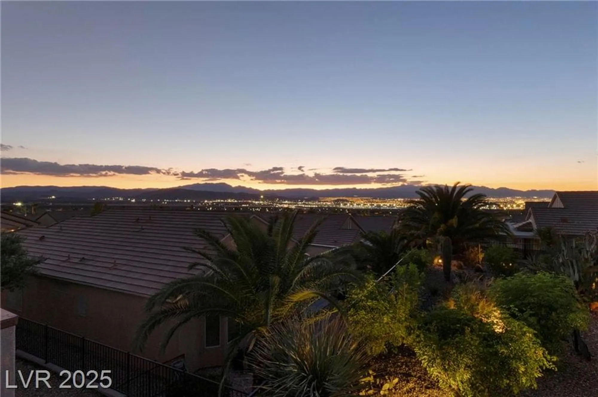 Property Slideshow image 40 of 56 | 1999 oliver springs st, Henderson, NV, 89052