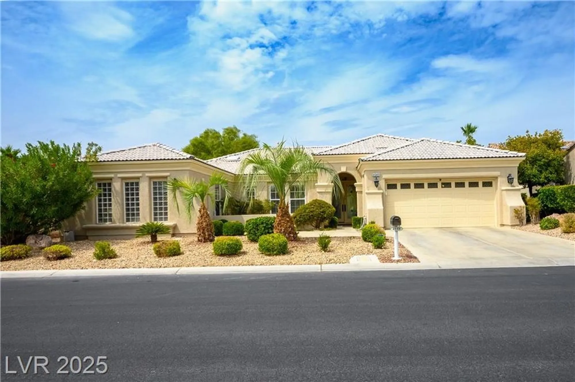 Property Slideshow image 9 of 43 | 4549 largo cantata st, Las Vegas, NV, 89135