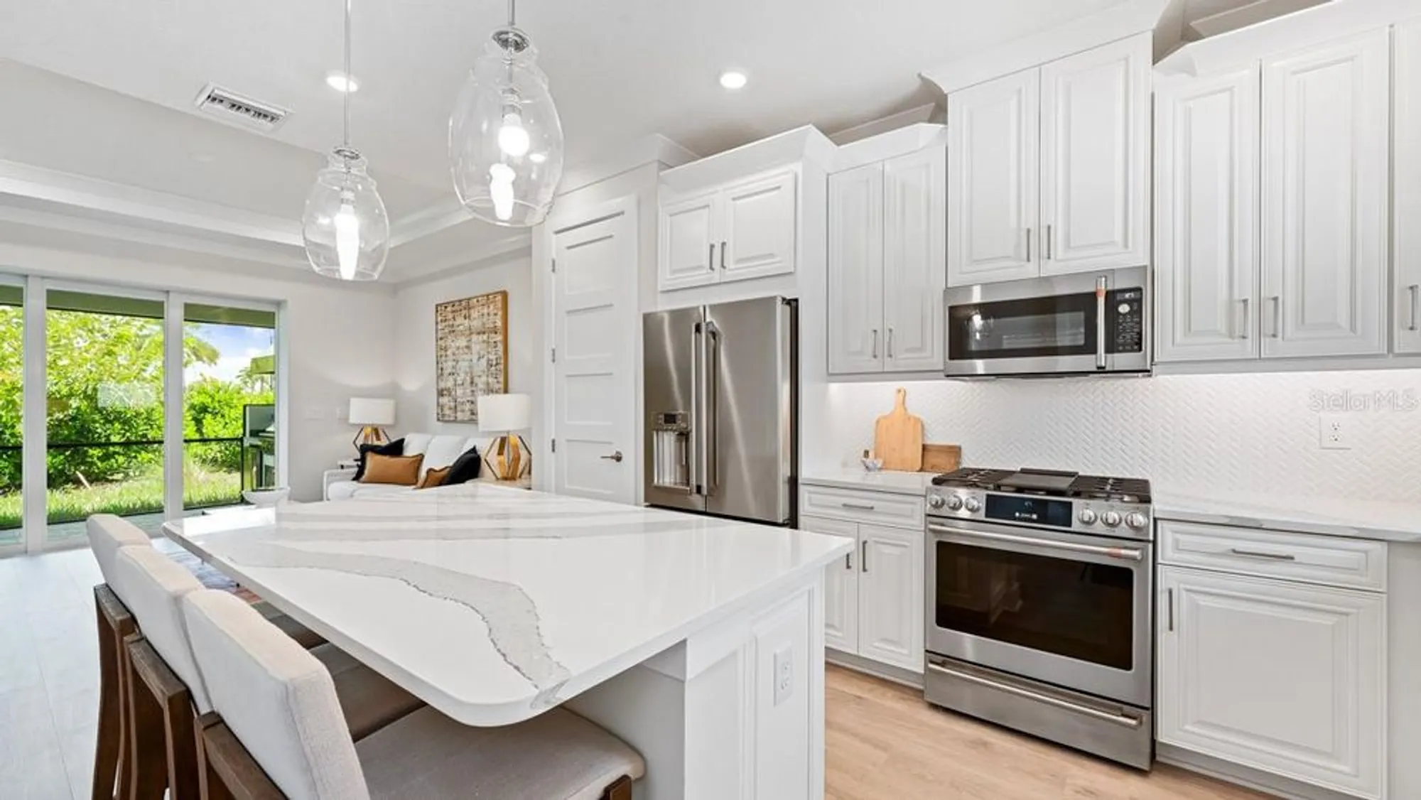 Property Slideshow image 7 of 62 | 4070 santa caterina blvd # 101, Bradenton, FL, 34211