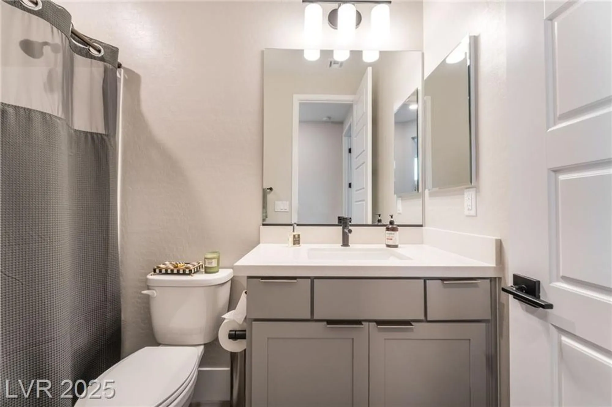 Property Slideshow image 27 of 43 | 9553 jadeite ln, Las Vegas, NV, 89143