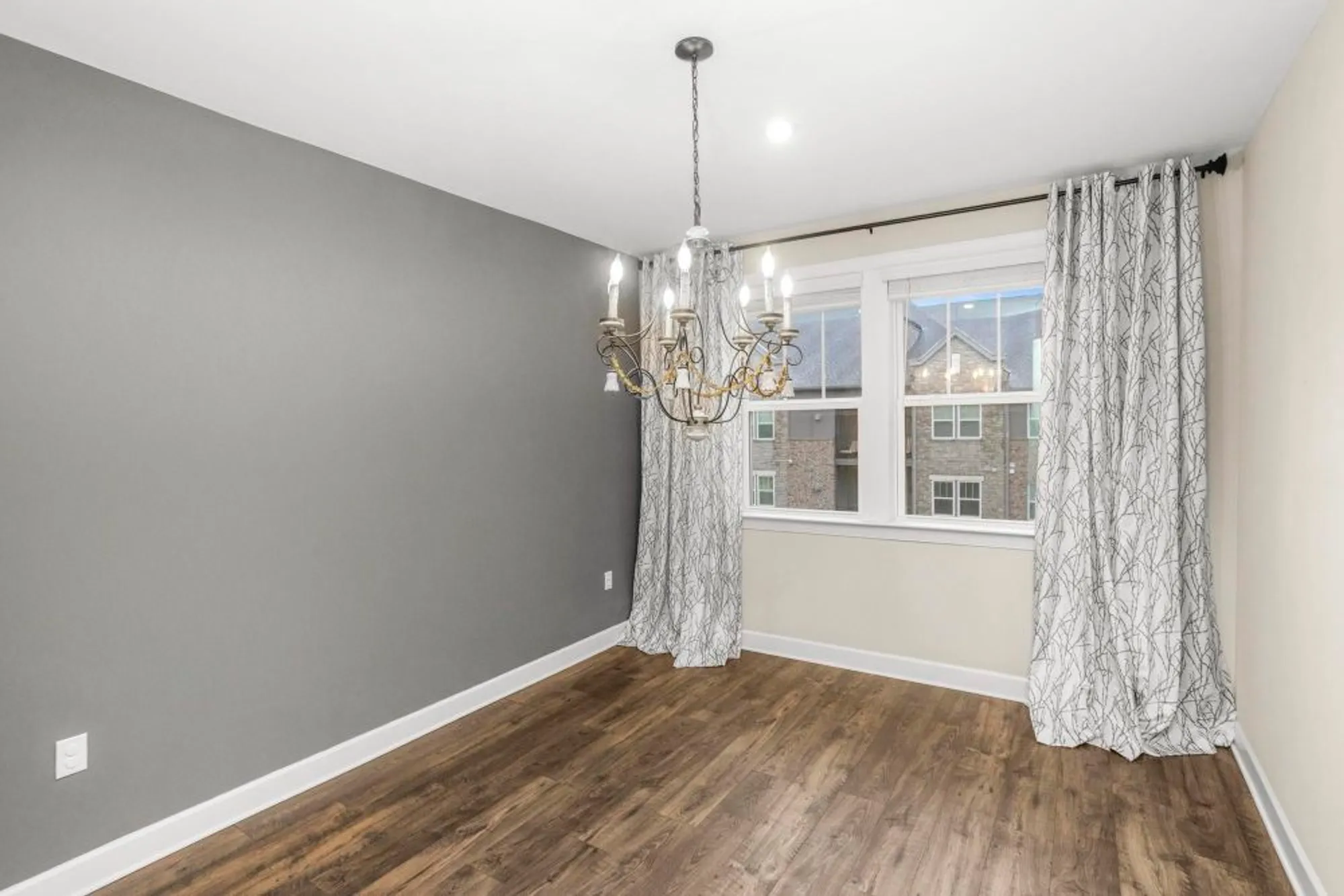 Property Slideshow image 33 of 60 | 141 saundersville rd apt 1402, Hendersonville, TN, 37075