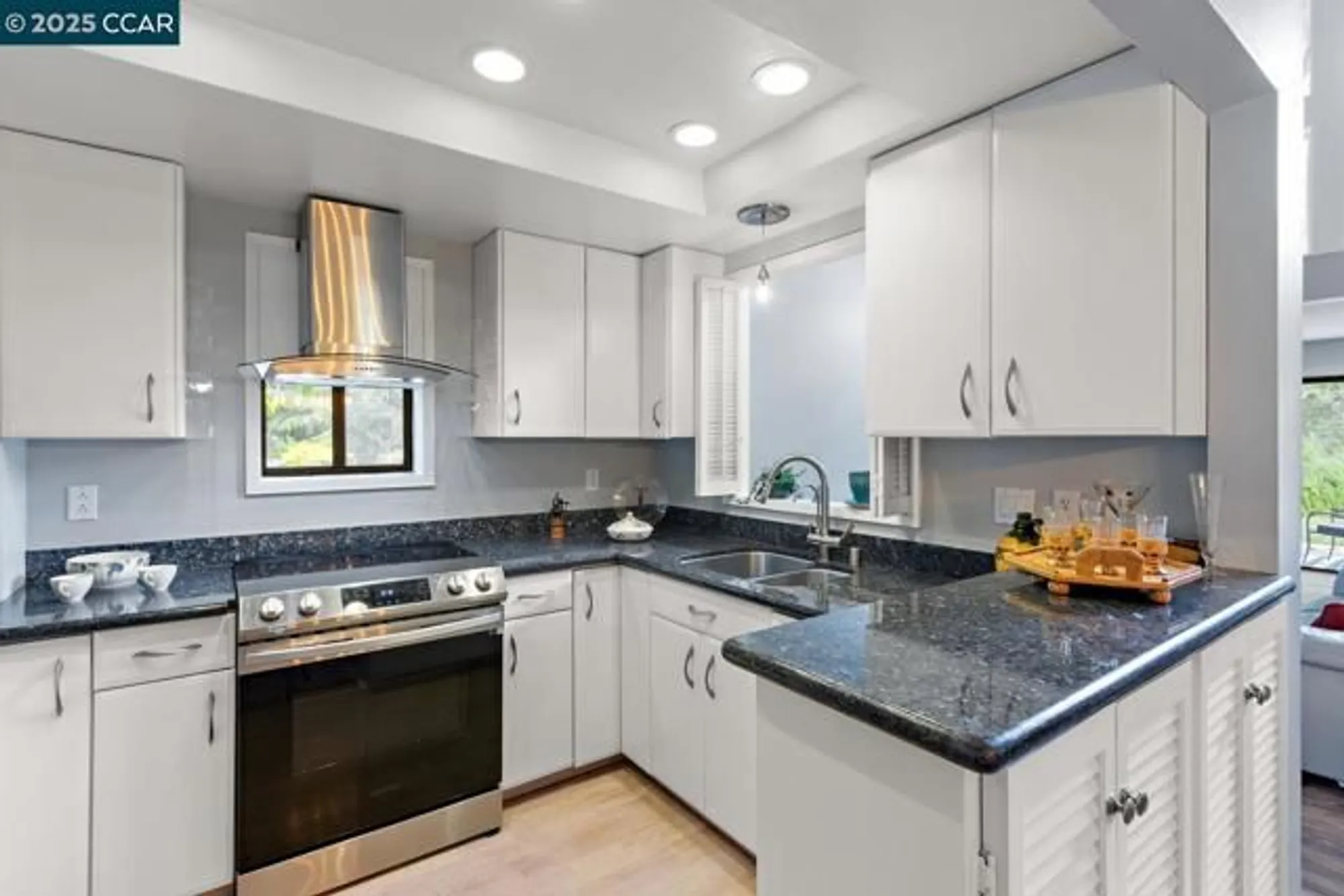 Property Slideshow image 12 of 47 | 1244 singingwood ct 1, Walnut Creek, CA, 94595