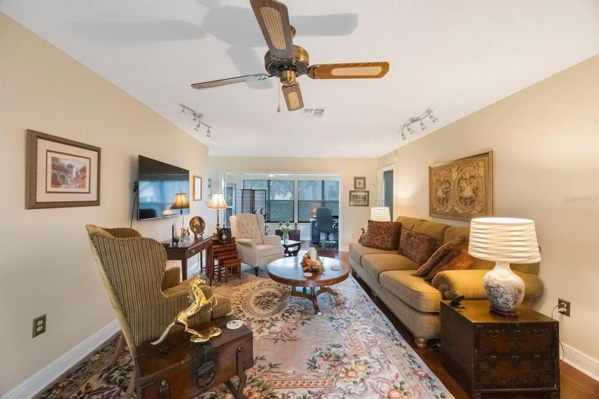 Property Slideshow image 9 of 43 | 4951 grist mill cir, New Port Richey, FL, 34655