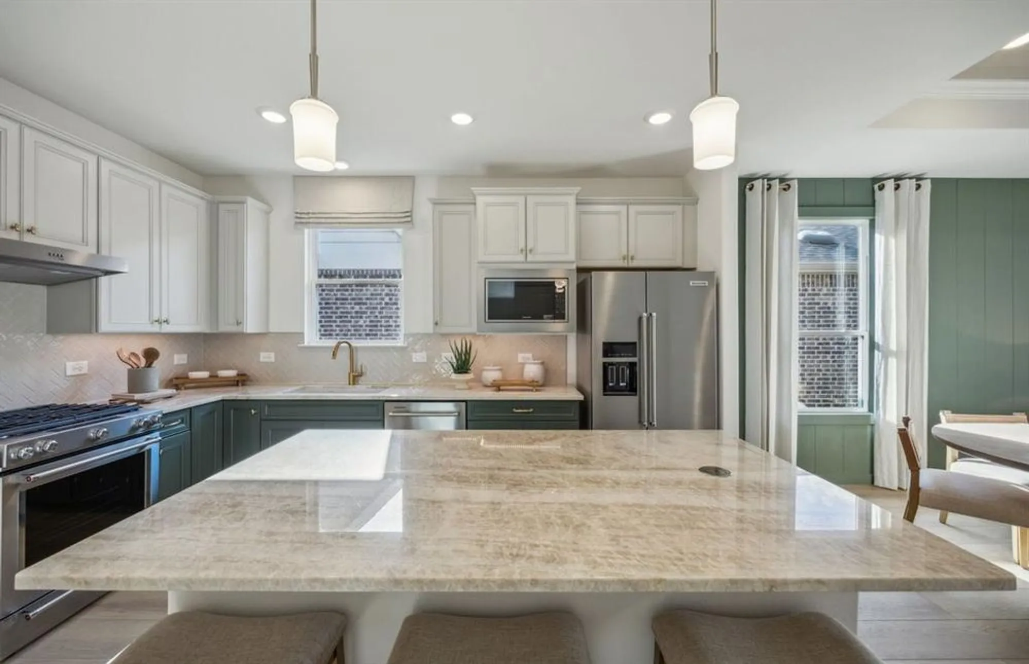 Property Slideshow image 13 of 17 | 4329 woods ct, Celina, TX, 75009