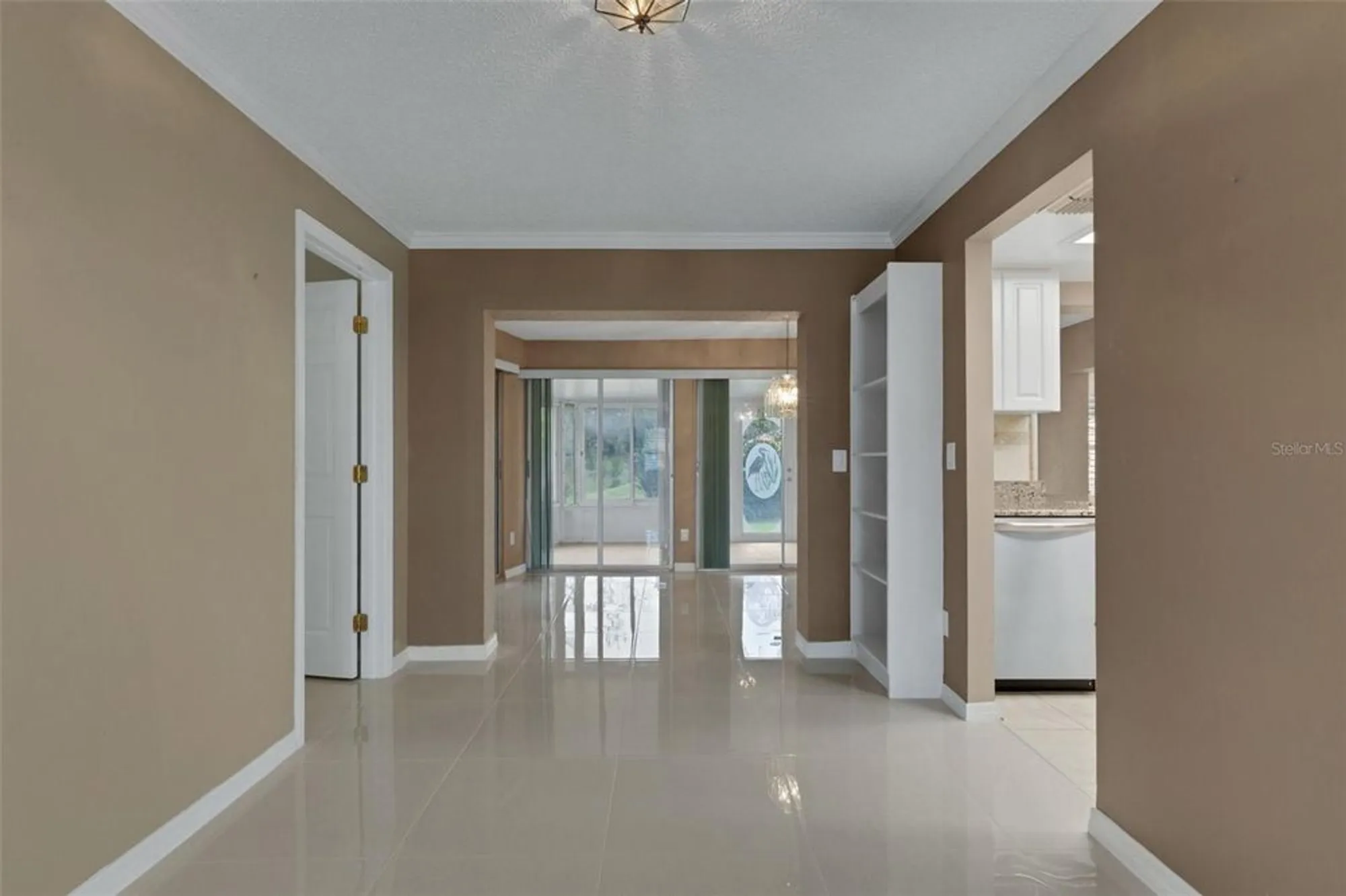 Property Slideshow image 15 of 90 | 3098 e dorchester dr, Palm Harbor, FL, 34684