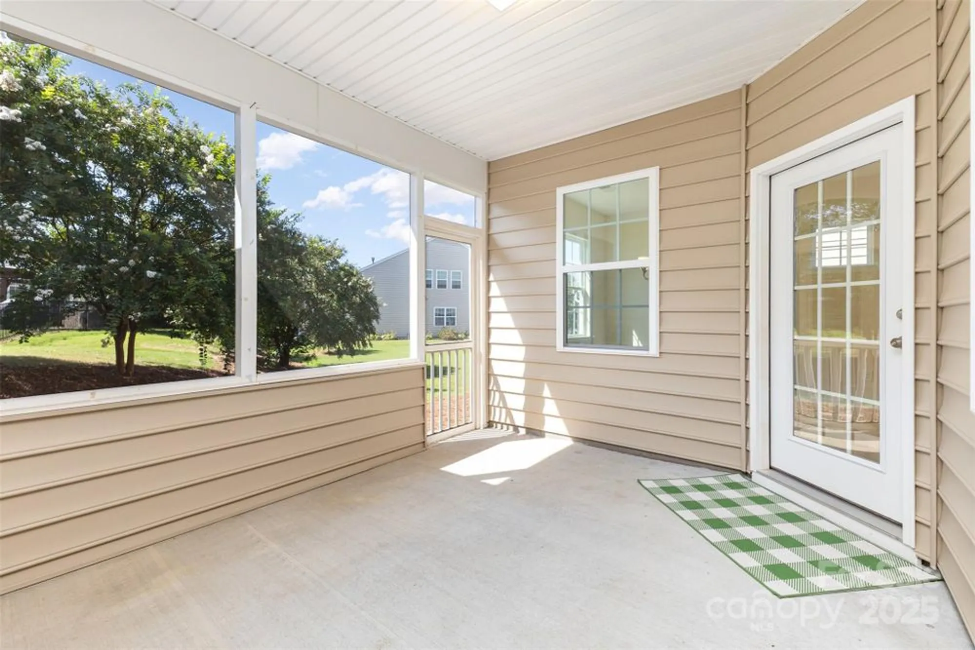 Property Slideshow image 25 of 28 | 6007 edinburgh ln, Fort Mill, SC, 29707