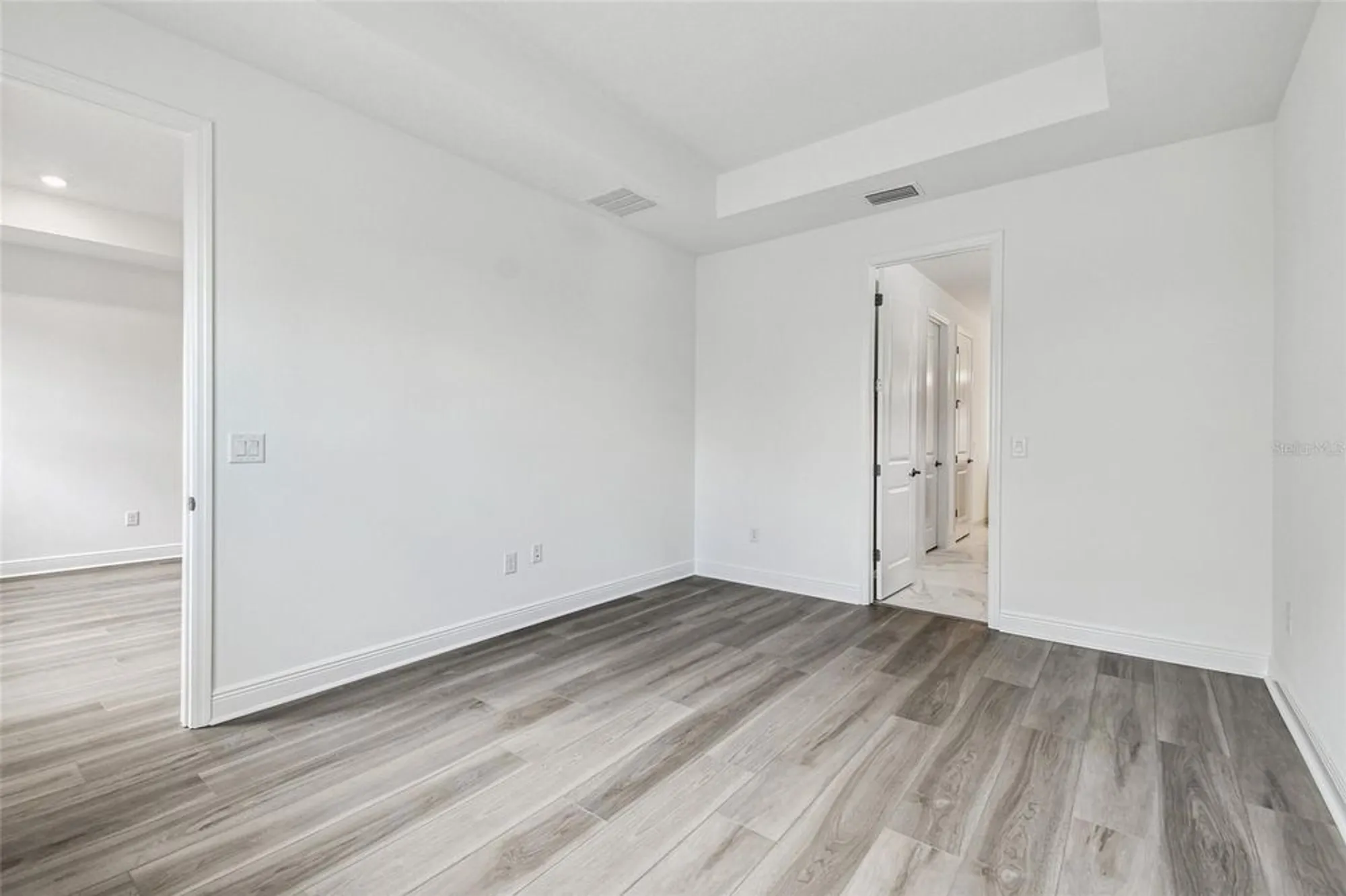 Property Slideshow image 23 of 28 | 17236 savory mist cir, Lakewood Ranch, FL, 34211