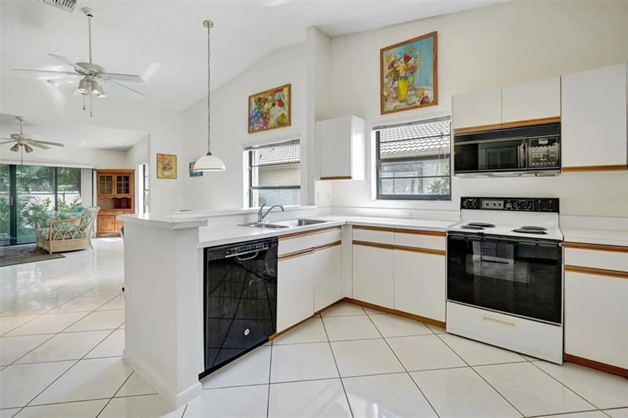 Property Slideshow image 17 of 33 | 8860 boatswain dr, Boynton Beach, FL, 33436