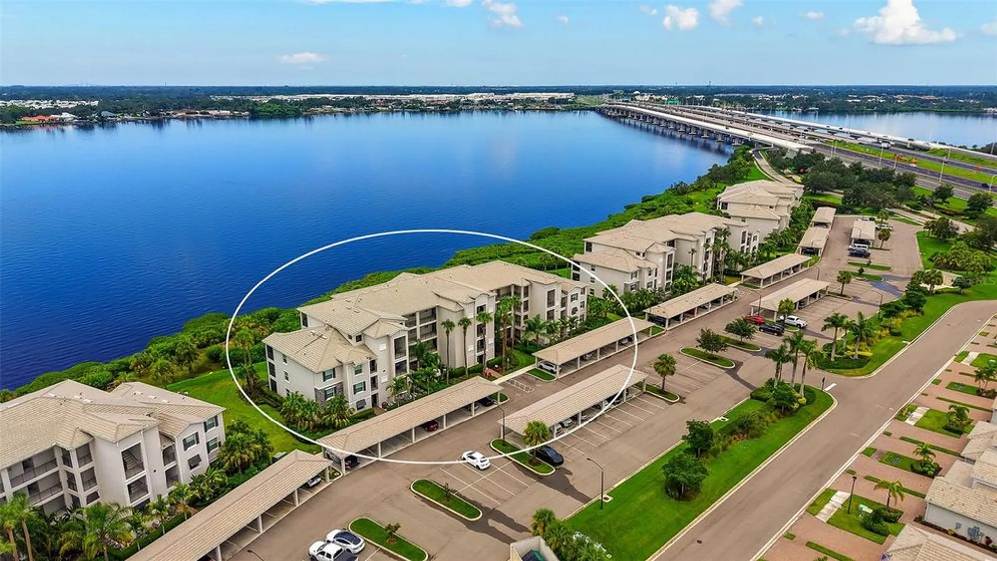 Property Slideshow image 4 of 75 | 1010 tidewater shores loop 307, Bradenton, FL, 34208