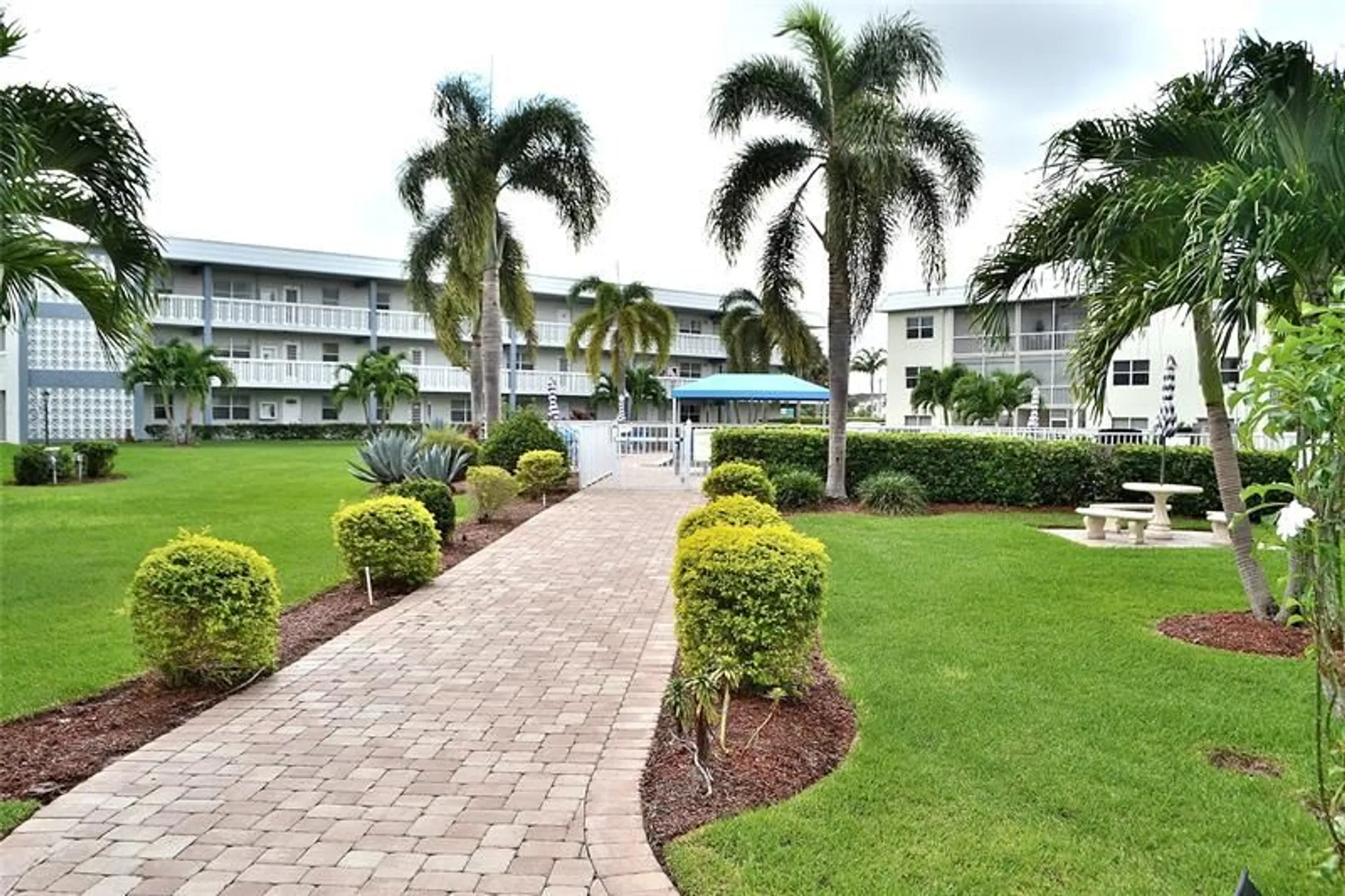 Property Slideshow image 17 of 21 | 9856 marina blvd apt 1337, Boca Raton, FL, 33428