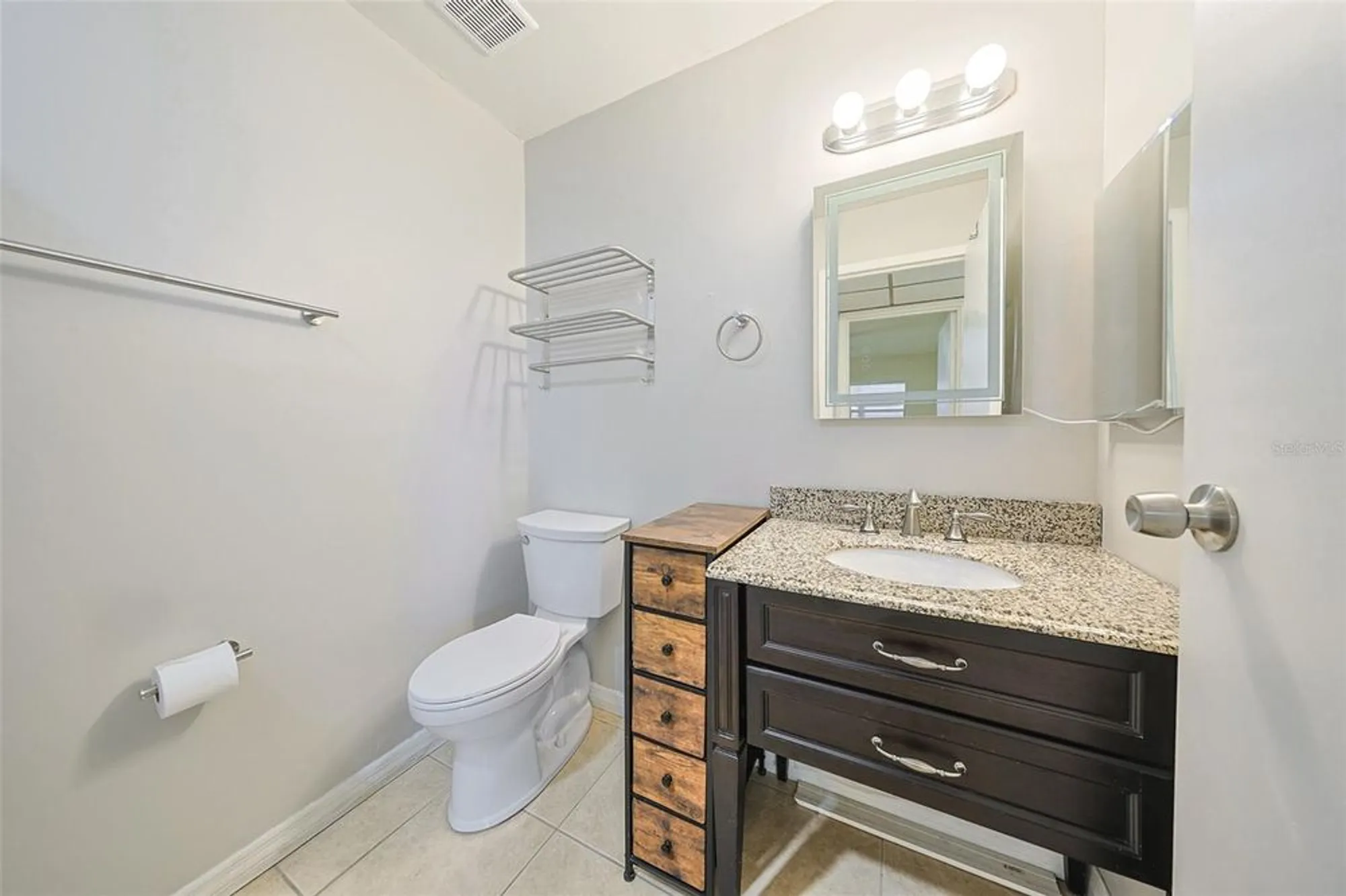 Property Slideshow image 26 of 59 | 202 bedford st 72, Sun City Center, FL, 33573