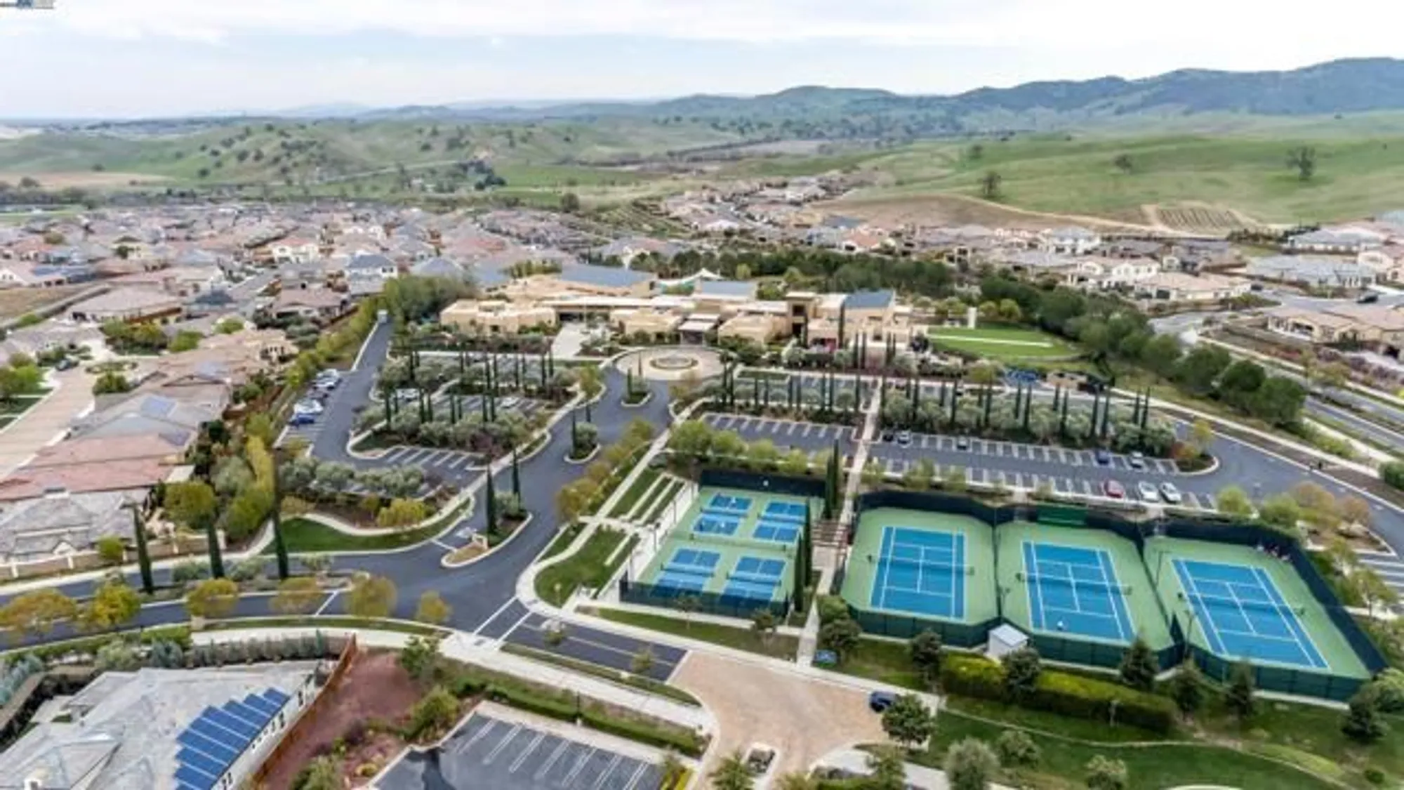 Property Slideshow image 52 of 58 | 2062 reserva ct, Brentwood, CA, 94513