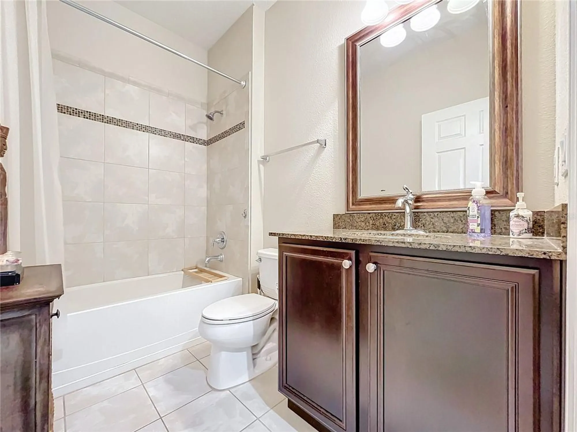 Property Slideshow image 53 of 71 | 22004 belgian ct, Mount Dora, FL, 32757