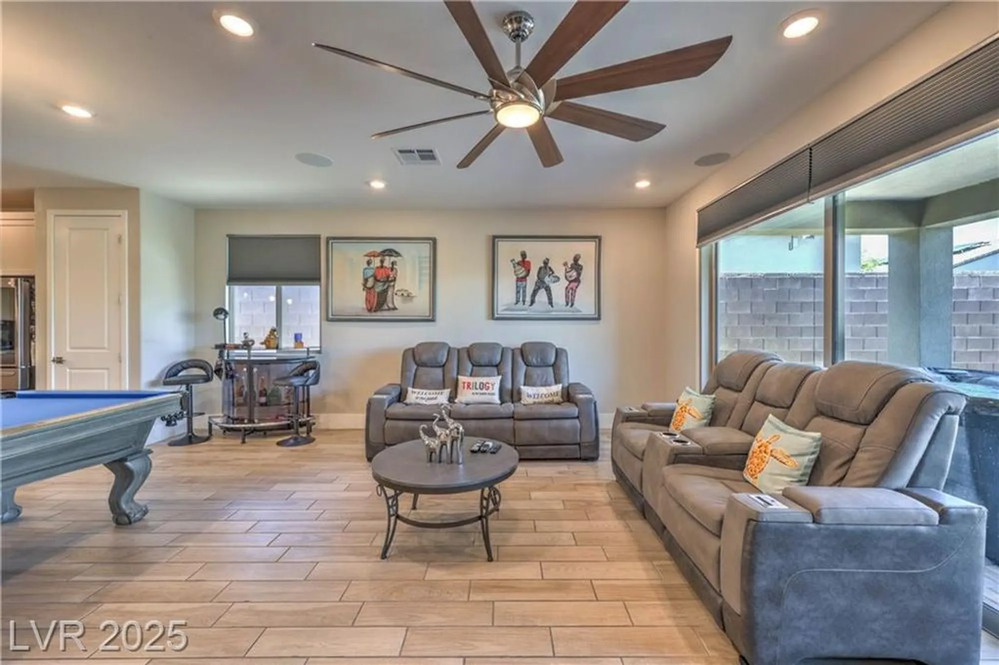 Property Slideshow image 16 of 52 | 9584 sard ln, Las Vegas, NV, 89143