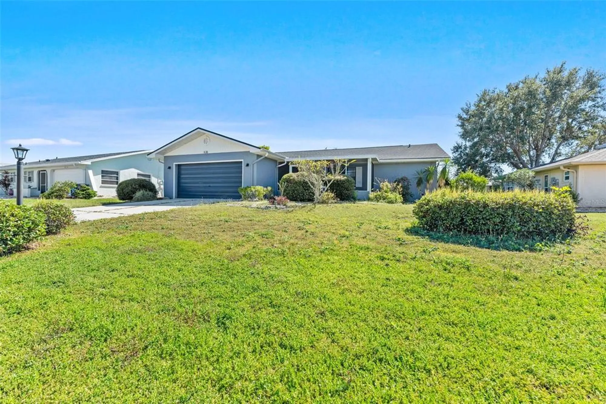 Property Slideshow image 2 of 31 | 636 fort duquesna dr, Sun City Center, FL, 33573