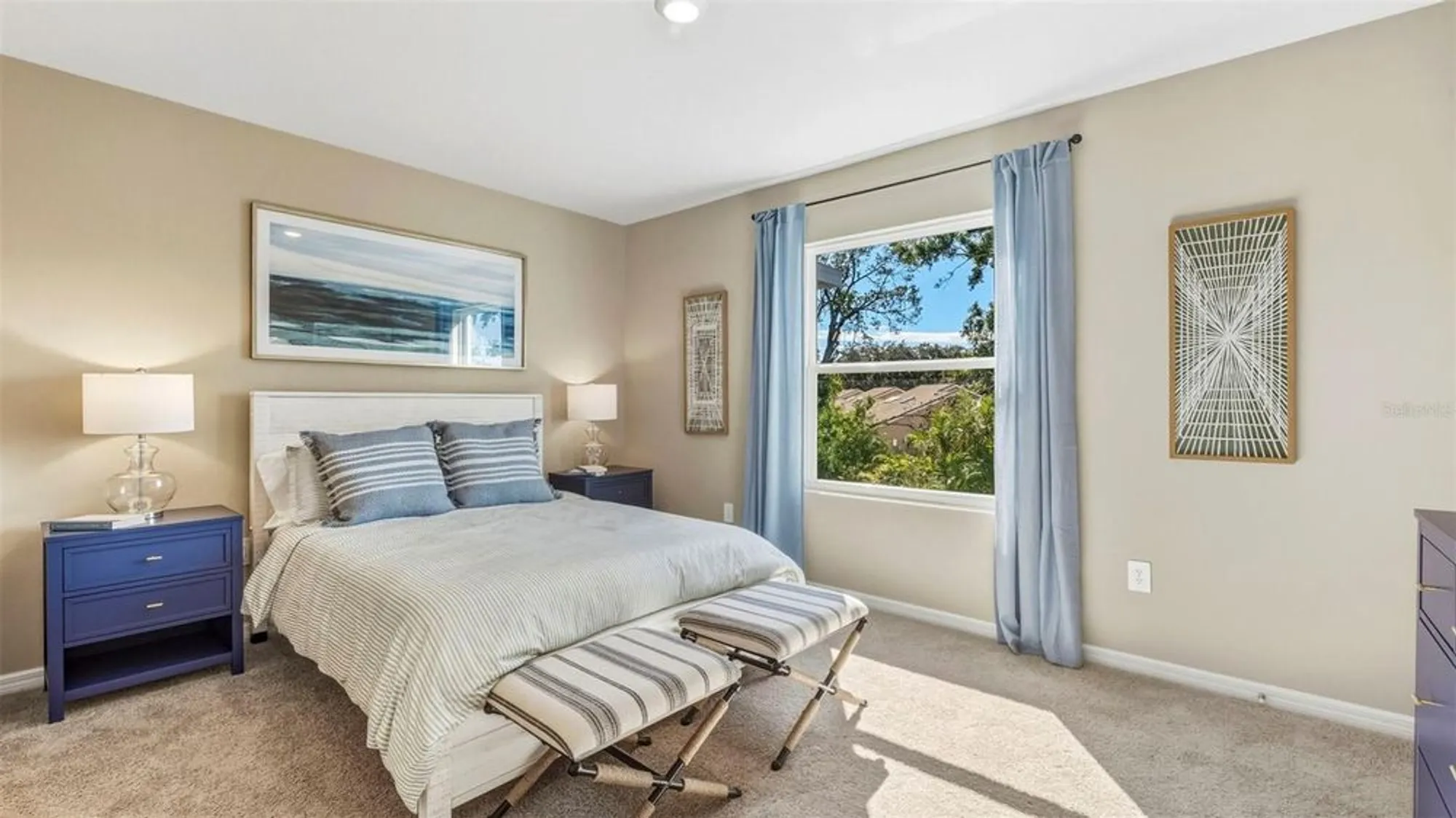 Property Slideshow image 11 of 19 | 1639 bay rd, Sarasota, FL, 34239