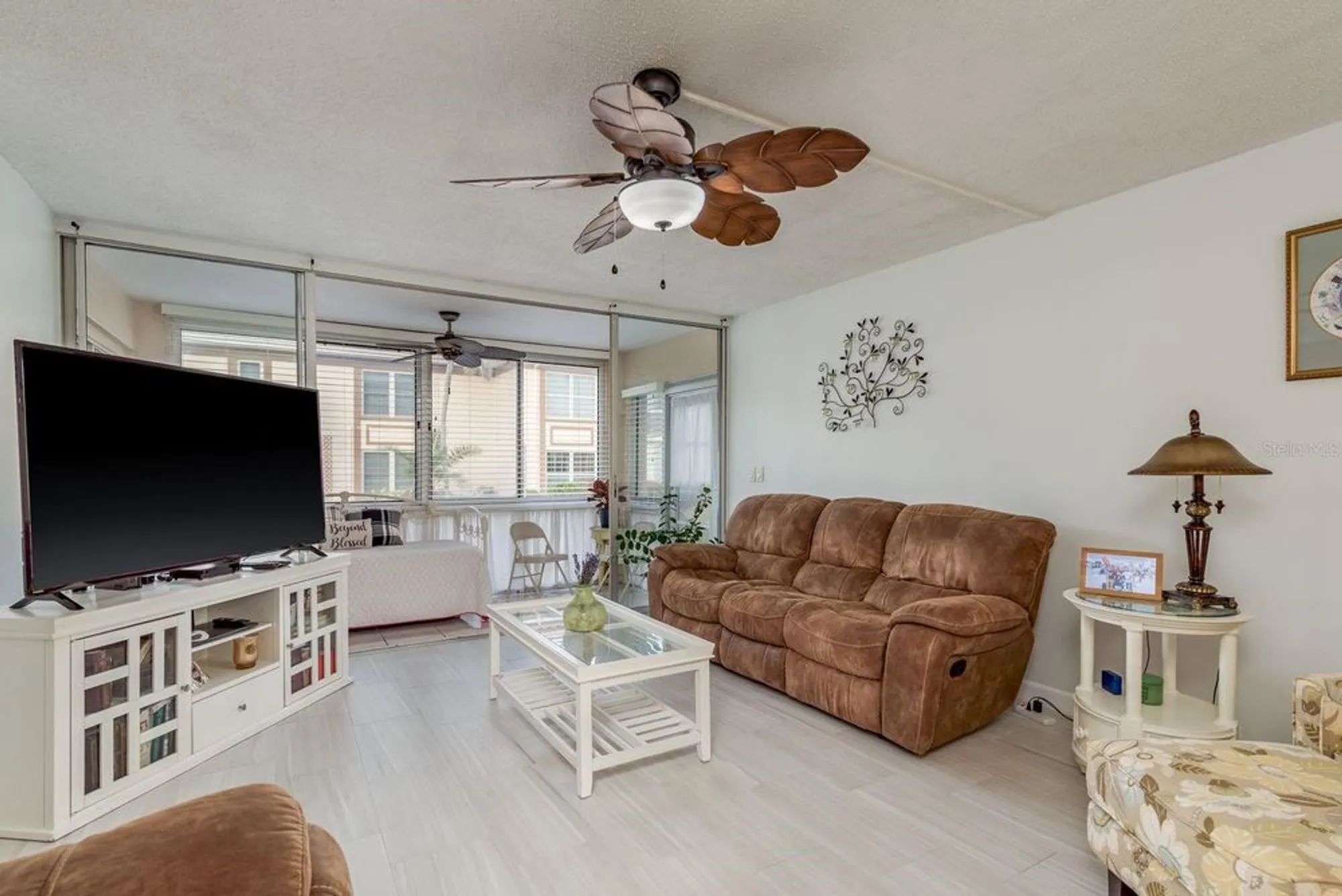 Property Slideshow image 6 of 32 | 19029 us highway 19 n apt 6-7, Clearwater, FL, 33764