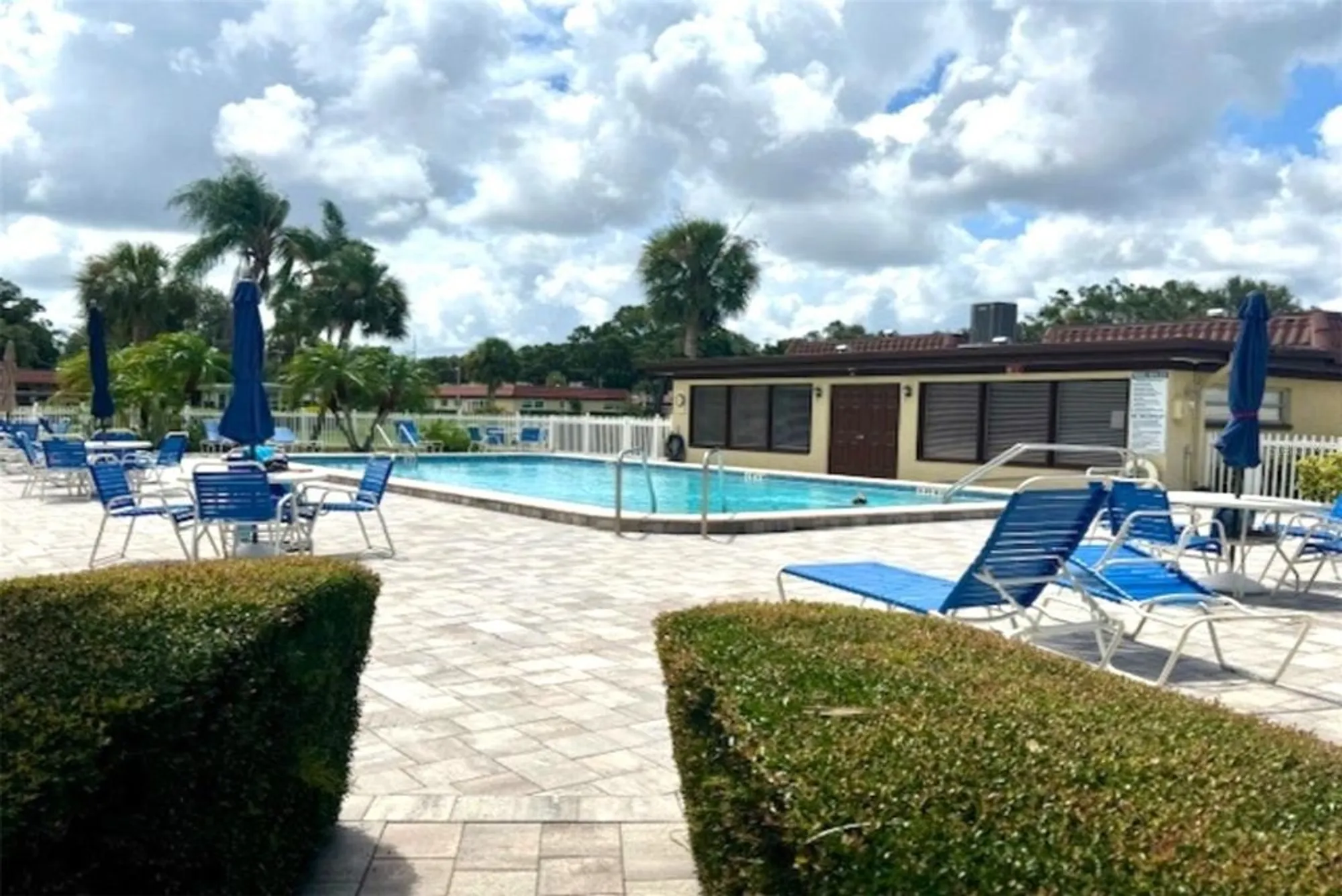 Property Slideshow image 49 of 84 | 1701 pinehurst rd apt 24b, Dunedin, FL, 34698