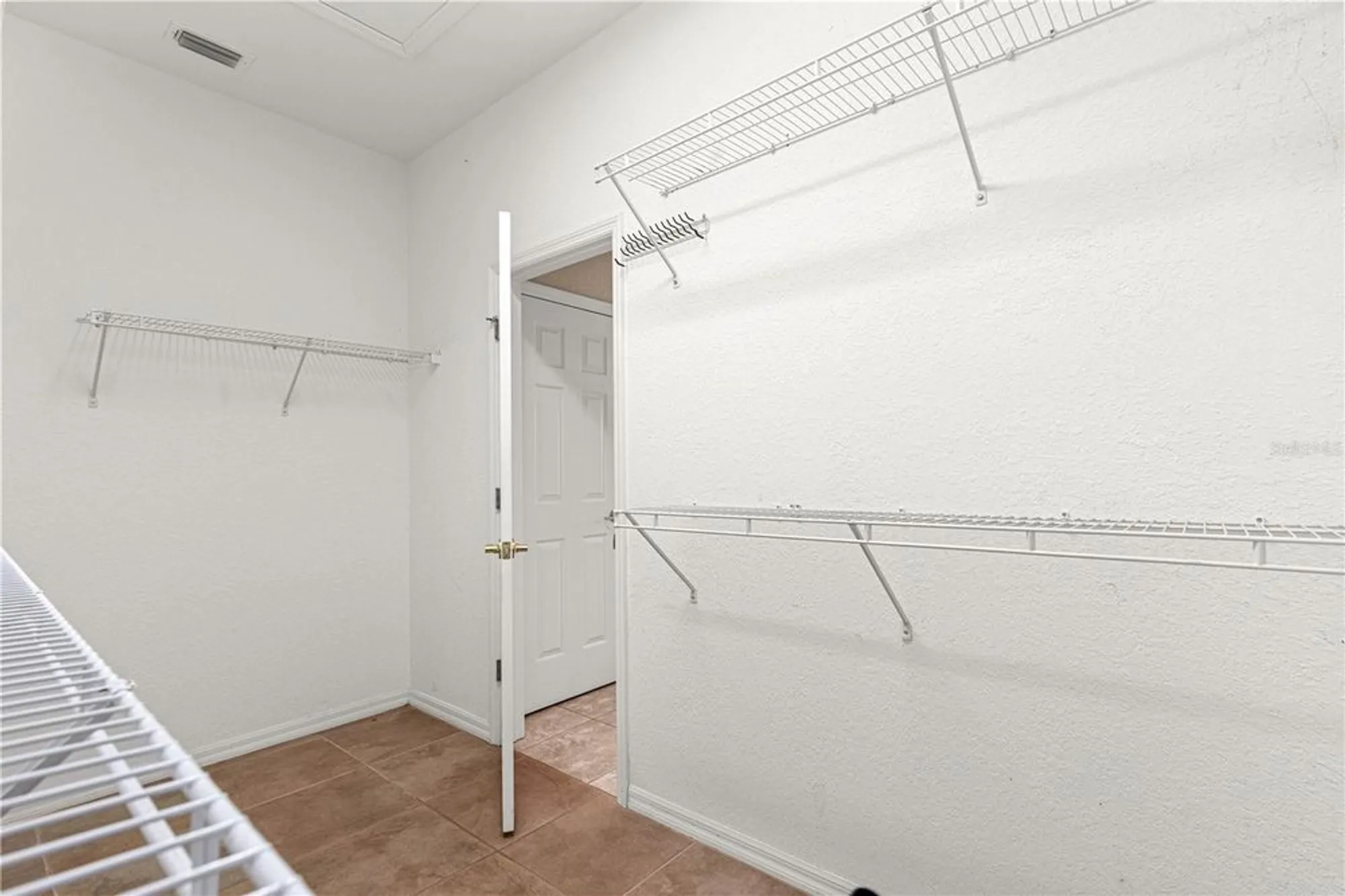 Property Slideshow image 28 of 72 | 8961 se 130th loop, Summerfield, FL, 34491