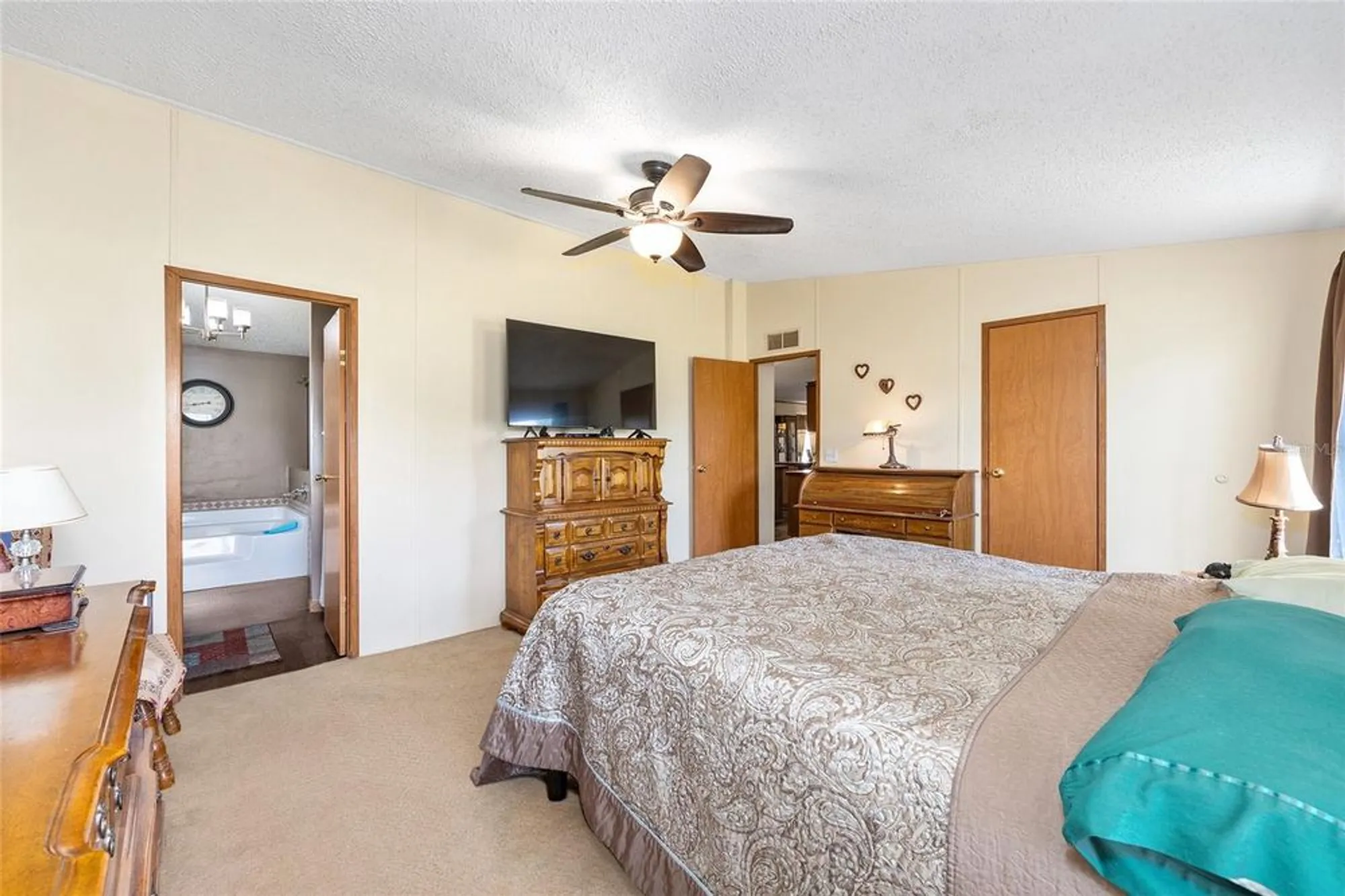 Property Slideshow image 10 of 26 | 7706 county road 109d, Lady Lake, FL, 32159