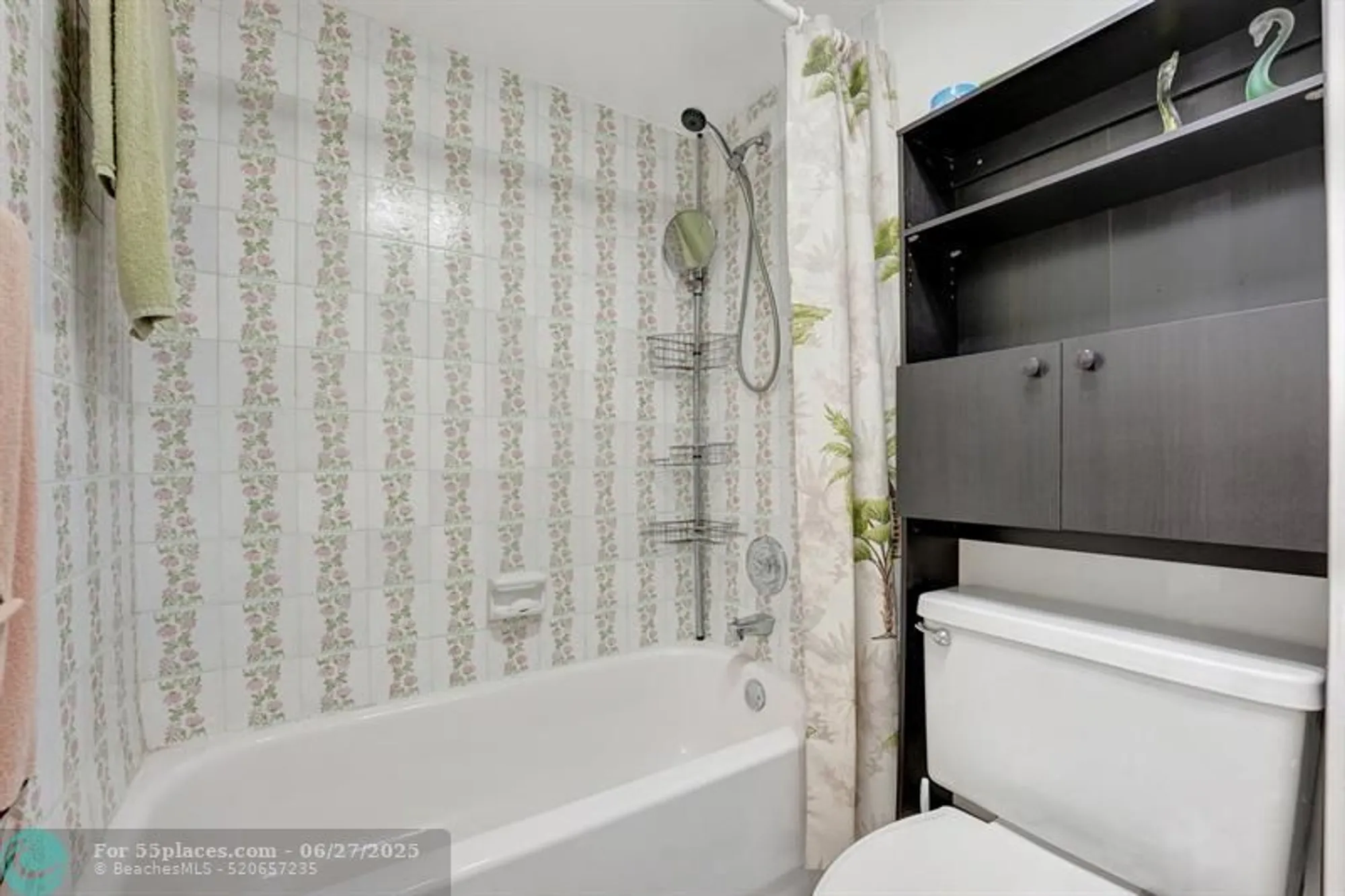 Property Slideshow image 16 of 30 | 3551 inverrary dr 110, Lauderhill, FL, 33319
