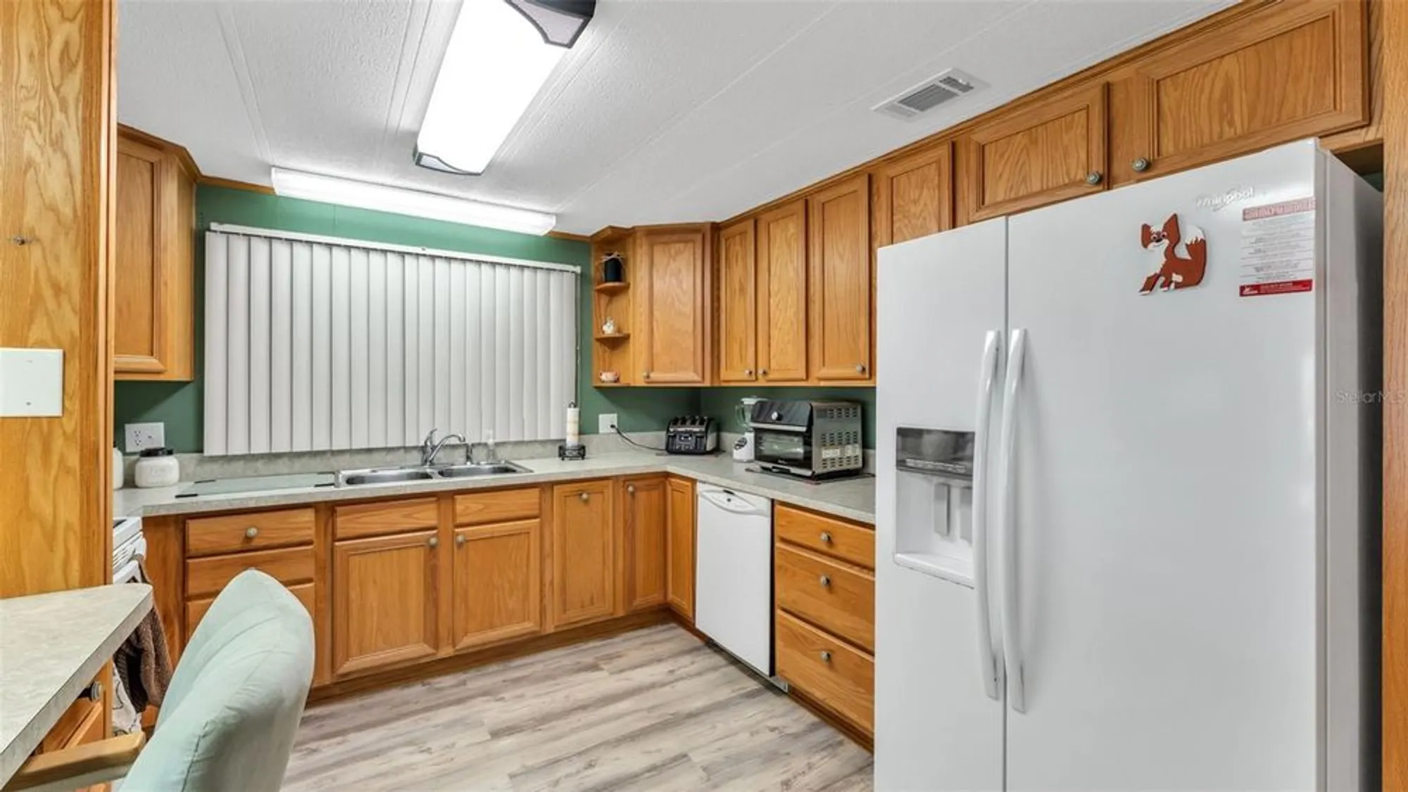 Property Slideshow image 15 of 52 | 1620 foxway dr, Lakeland, FL, 33810